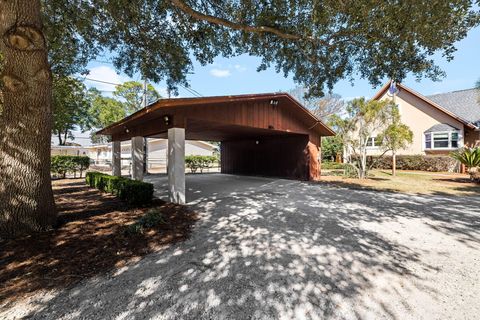 A home in Destin