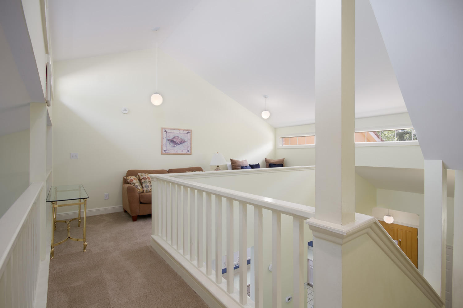 VANTAGE POINTE - Residential