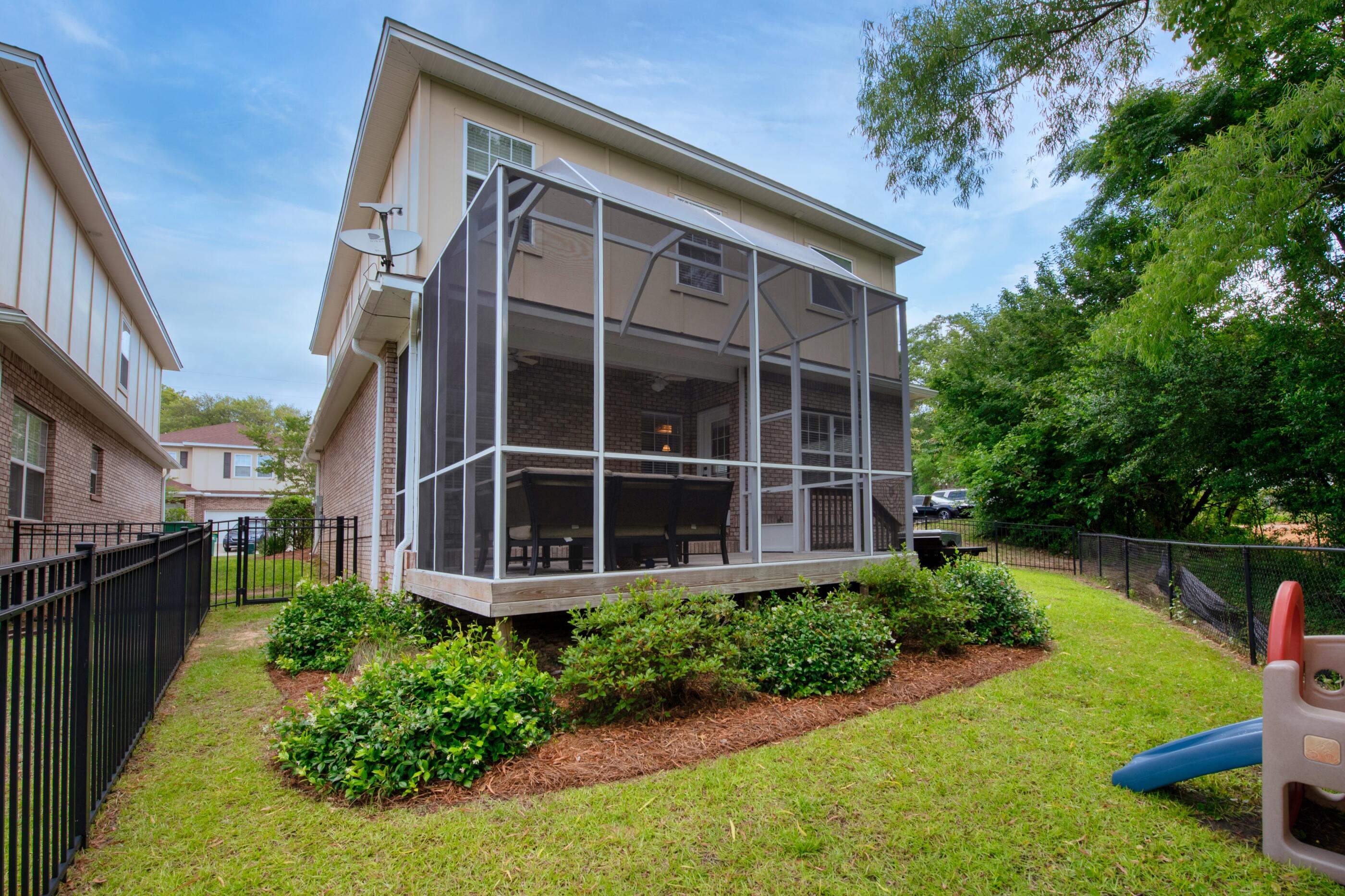 Traditions at Walton Oaks - Residential