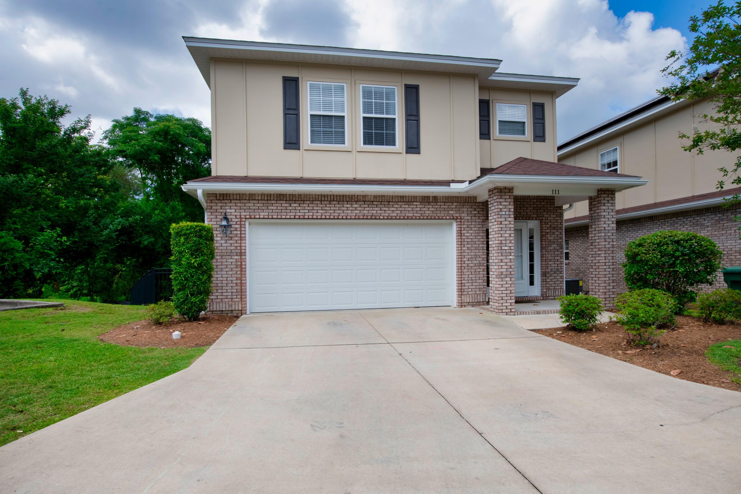 Traditions at Walton Oaks - Residential