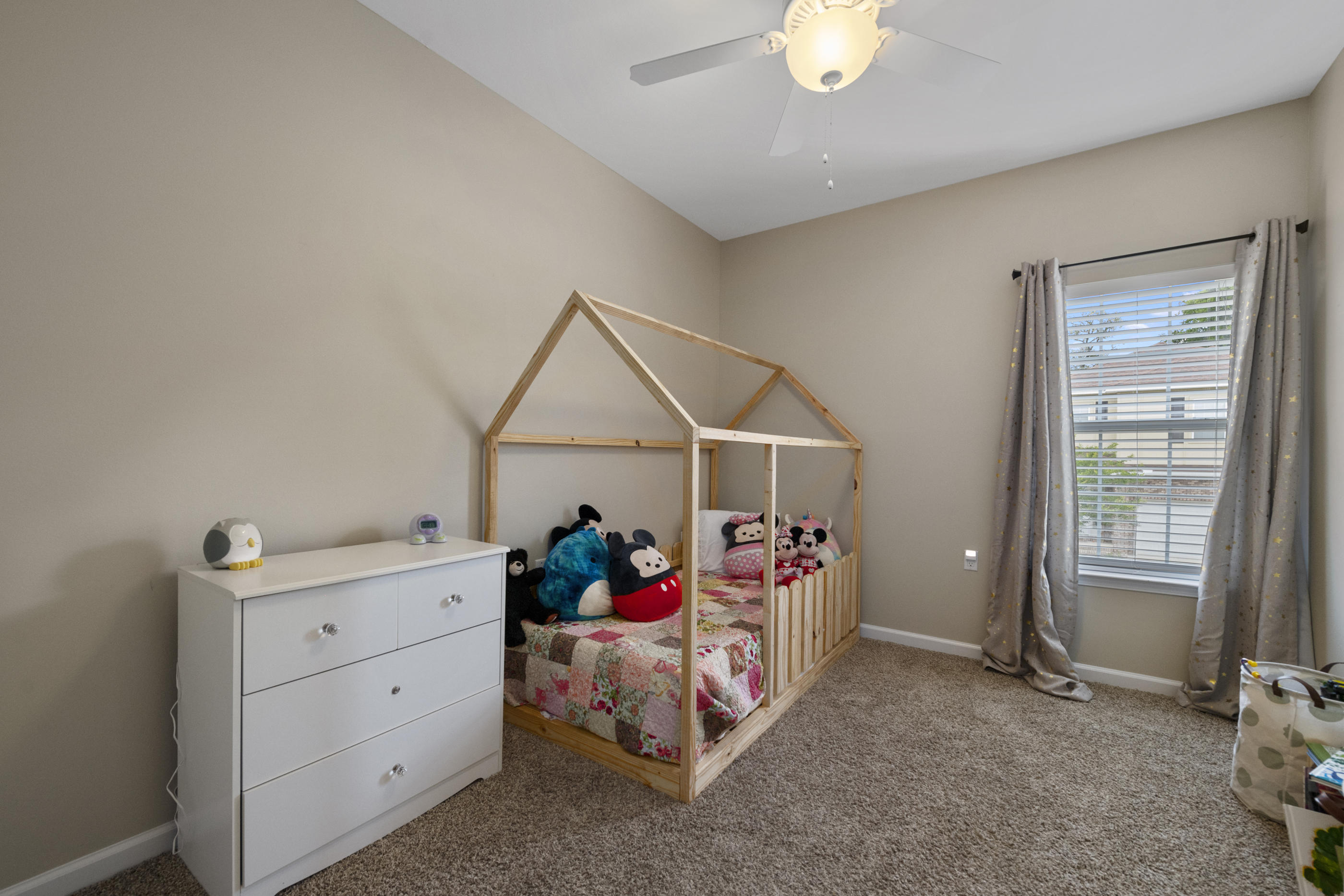 Traditions at Walton Oaks - Residential