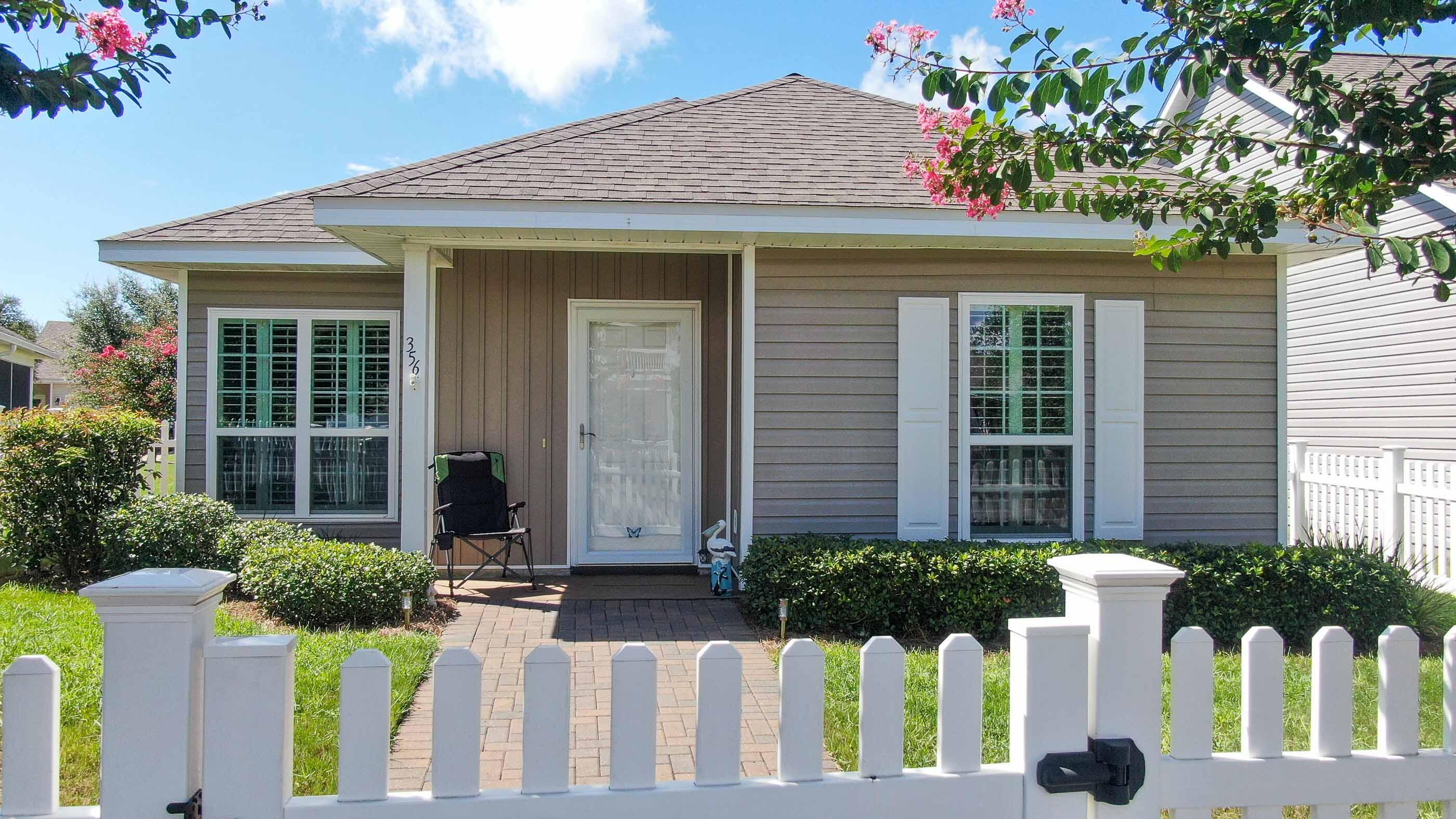 HAMMOCK BAY - Residential