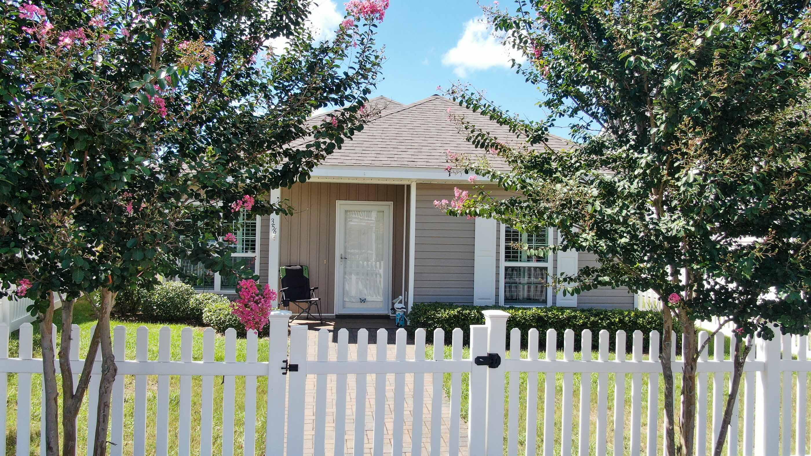 HAMMOCK BAY - Residential