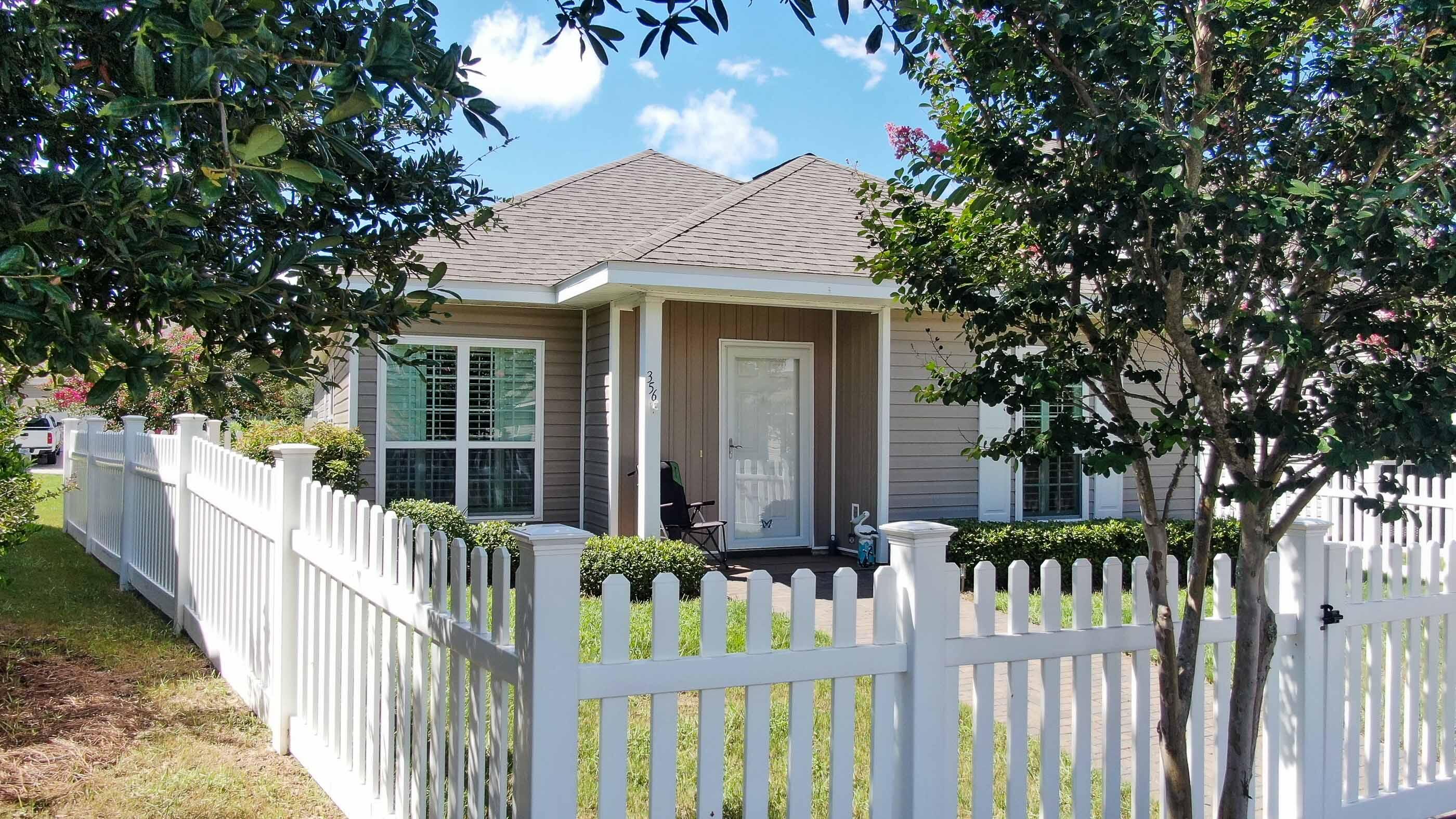 HAMMOCK BAY - Residential