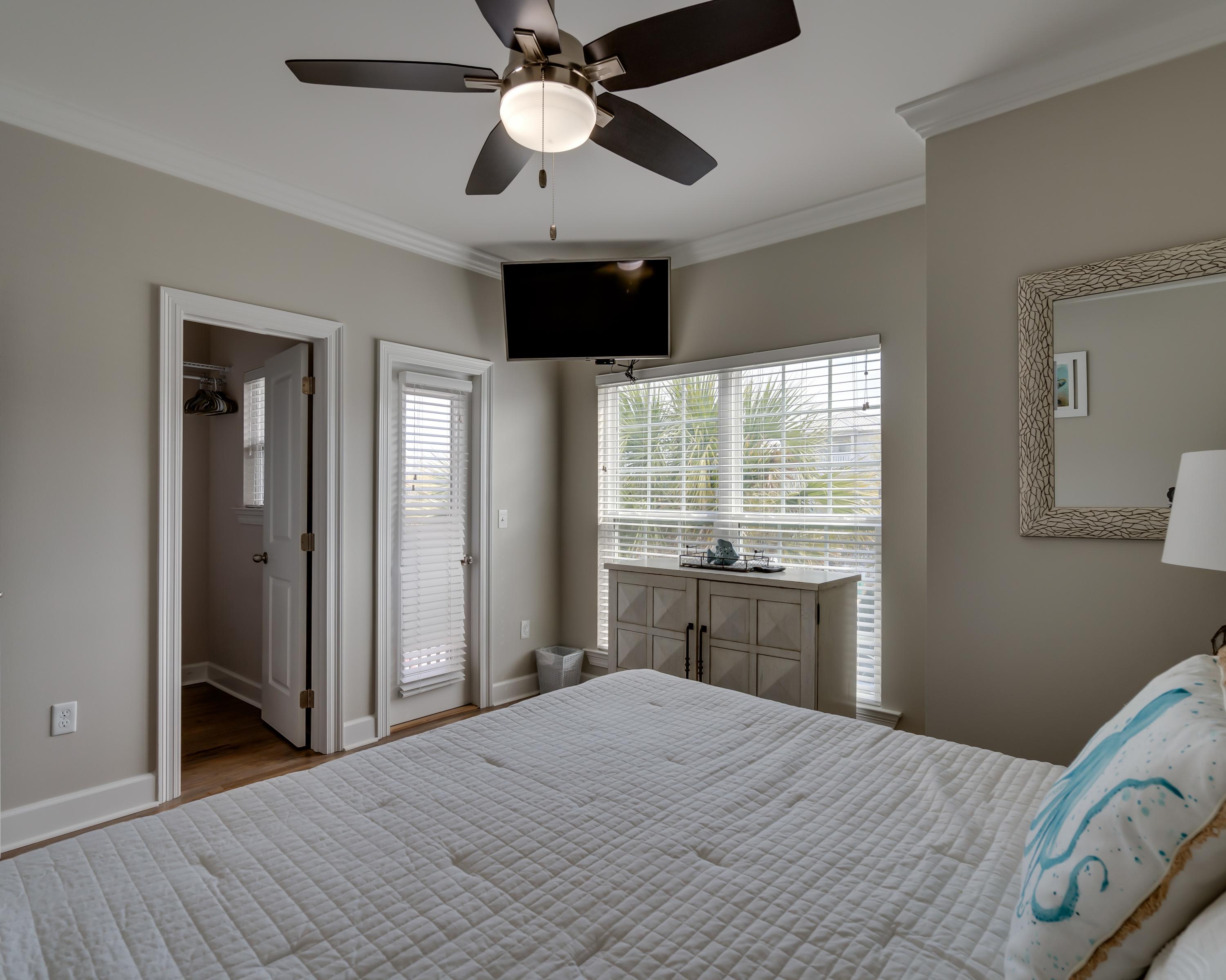 DRIFTWOOD DRIVE TOWNHOMES - Residential