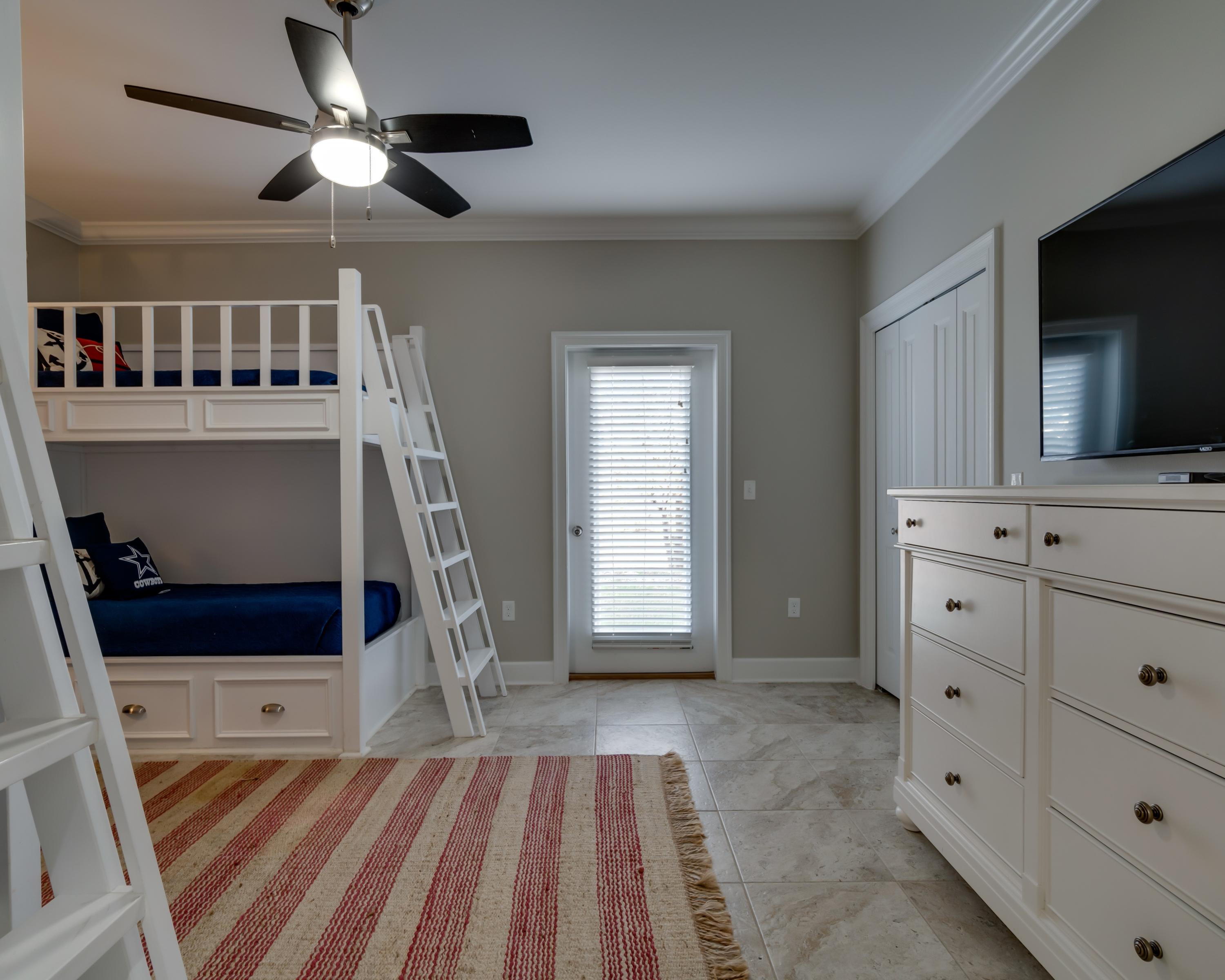 DRIFTWOOD DRIVE TOWNHOMES - Residential