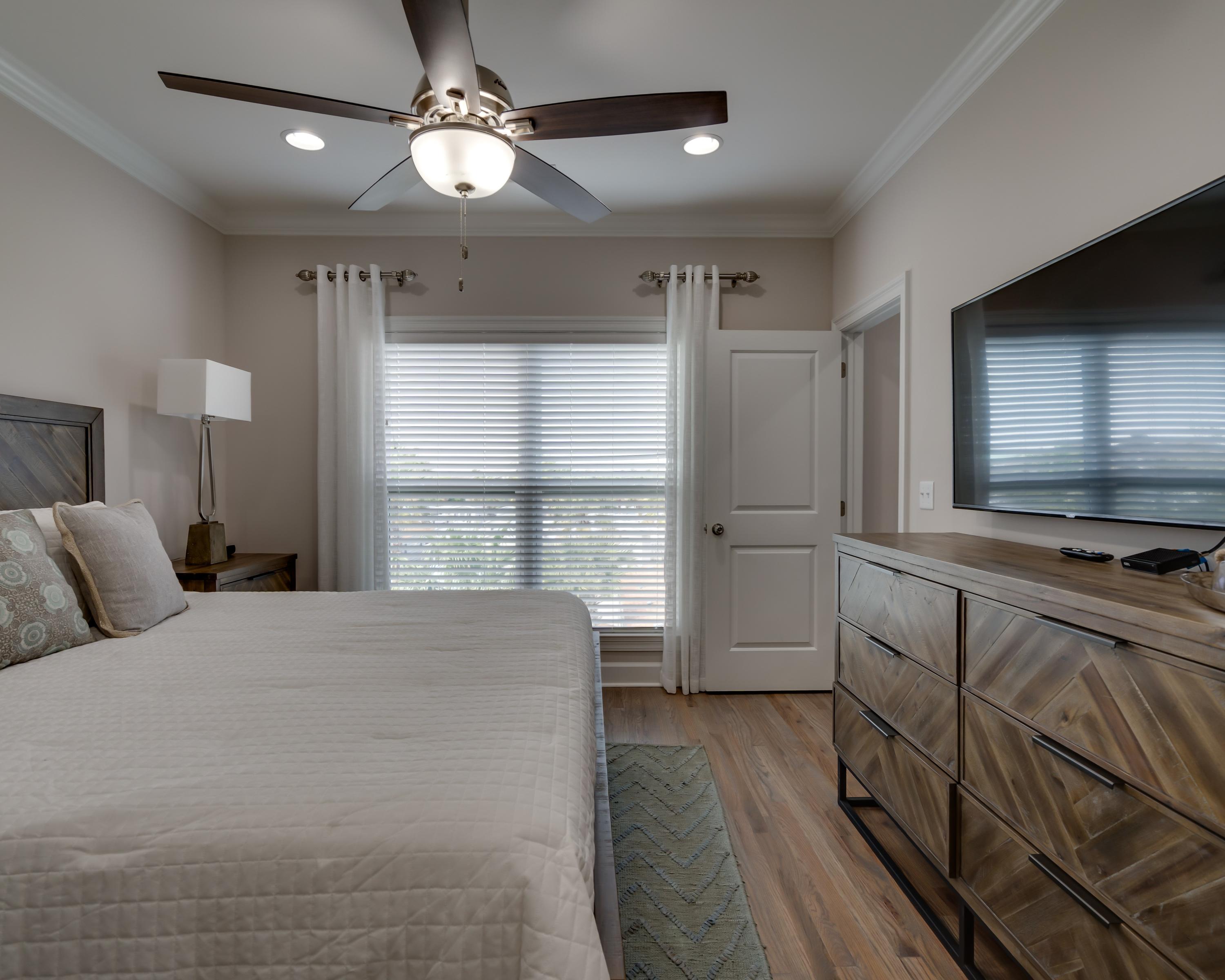 DRIFTWOOD DRIVE TOWNHOMES - Residential