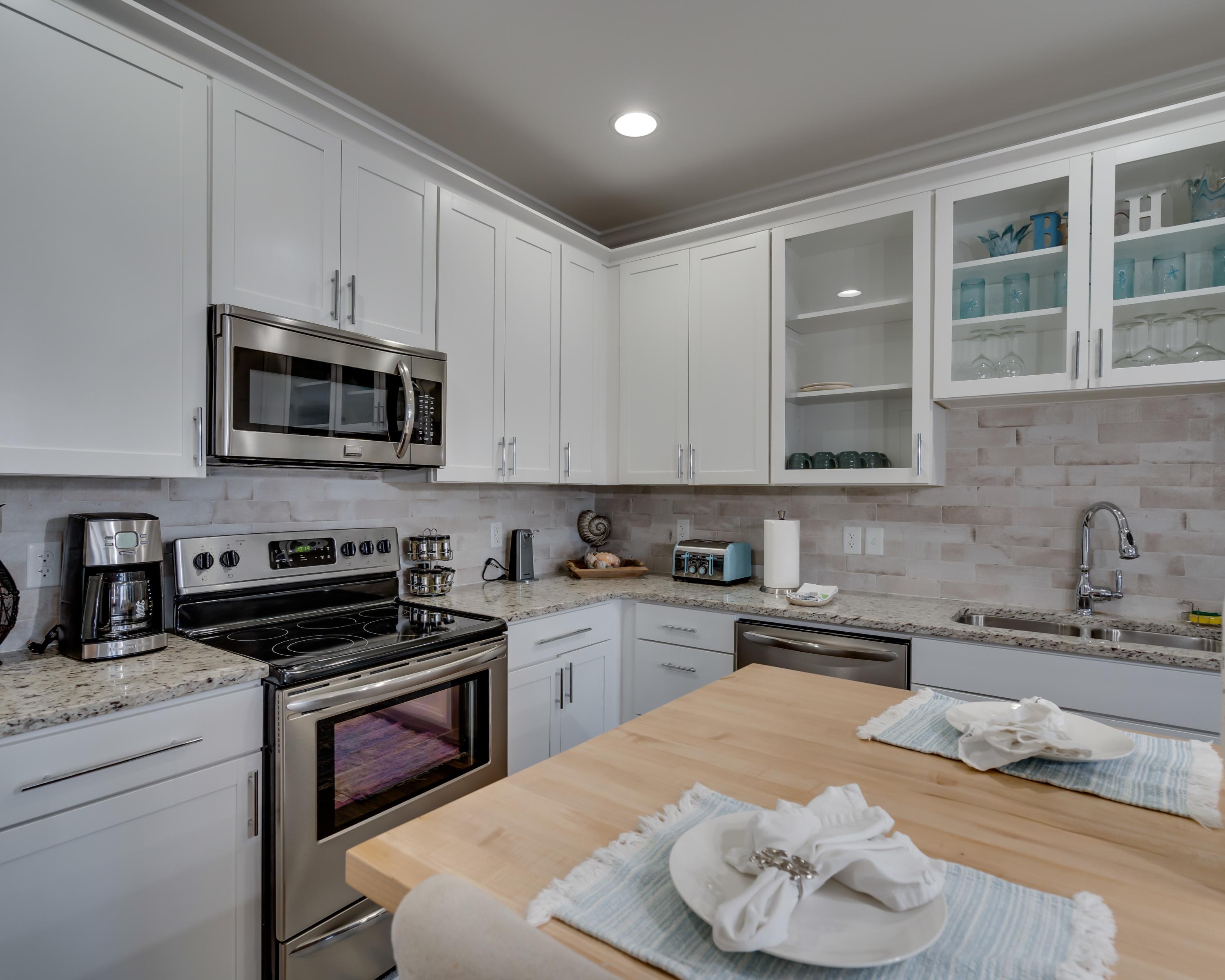 DRIFTWOOD DRIVE TOWNHOMES - Residential