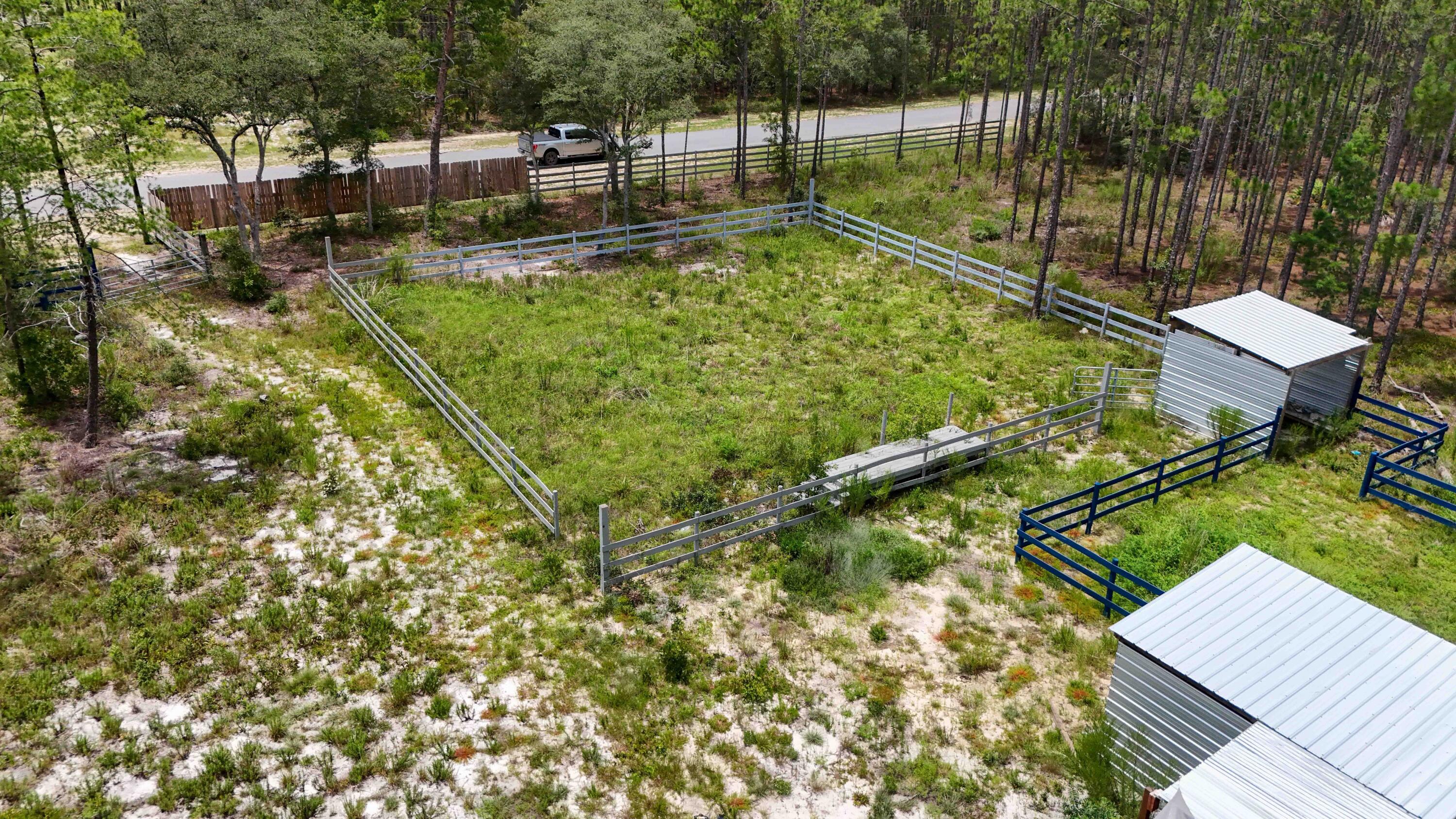 WHITE PINES UNREC - Land