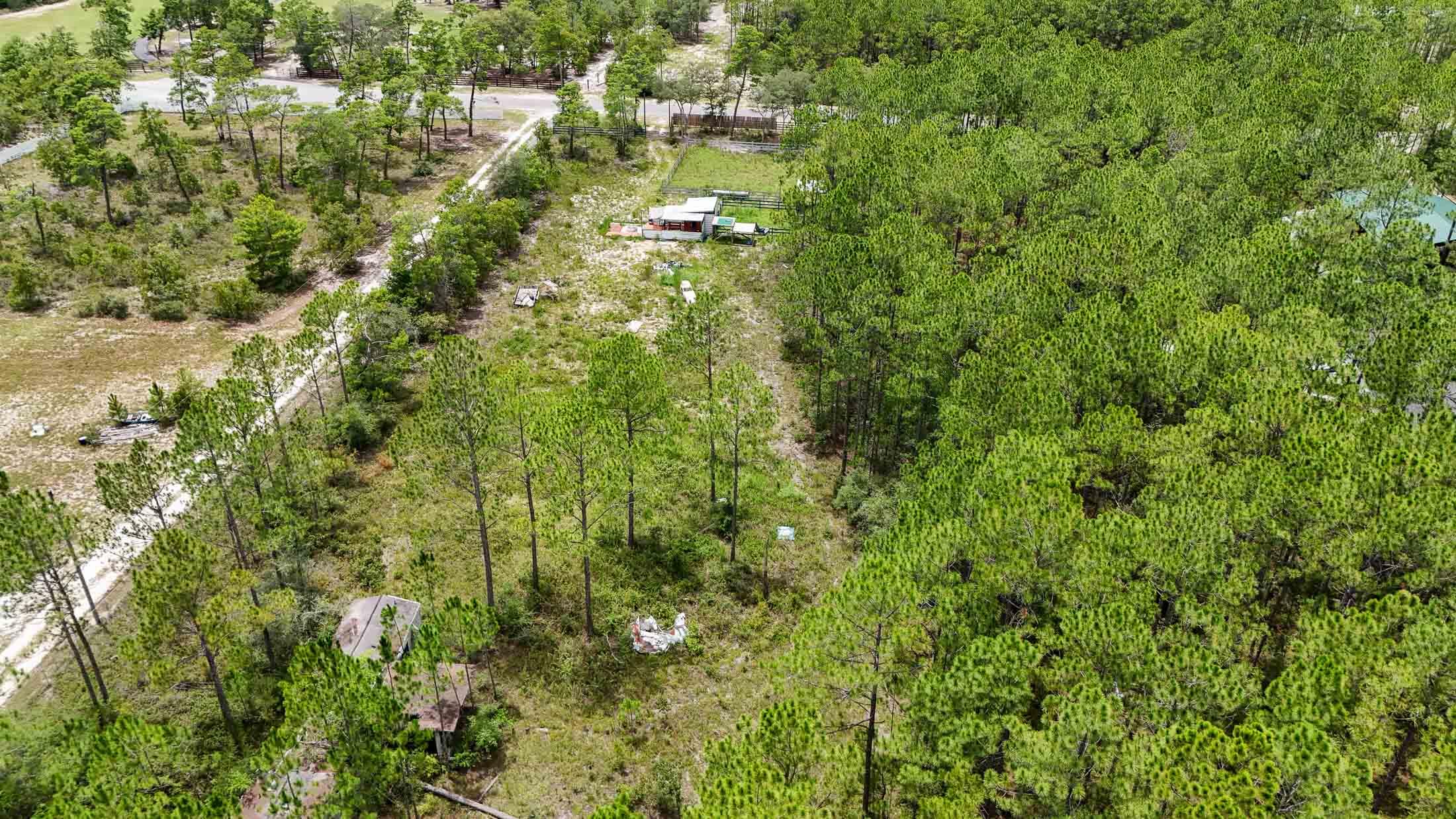 WHITE PINES UNREC - Land