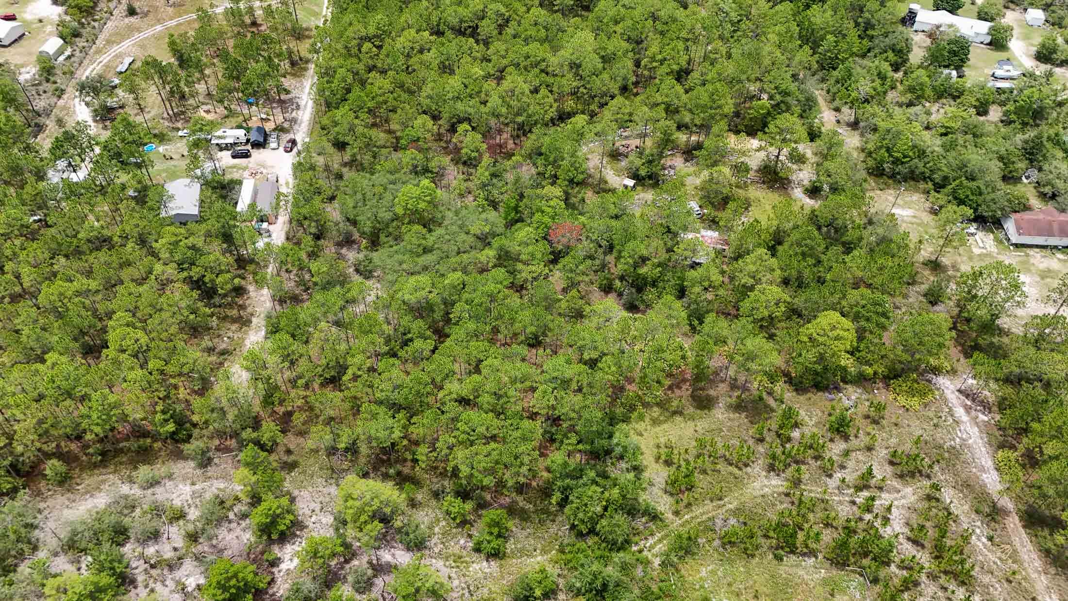 WHITE PINES UNREC - Land