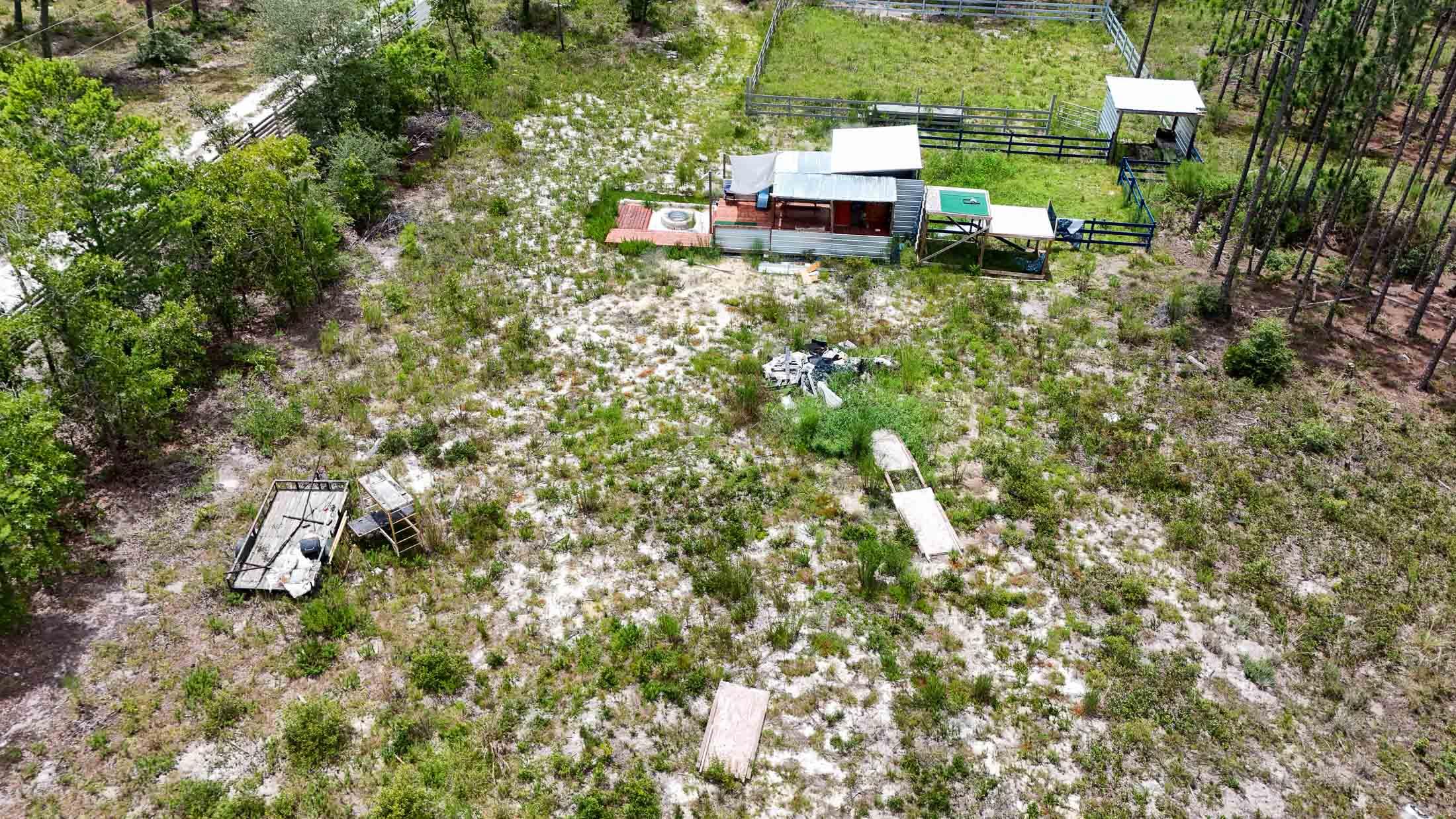 WHITE PINES UNREC - Land