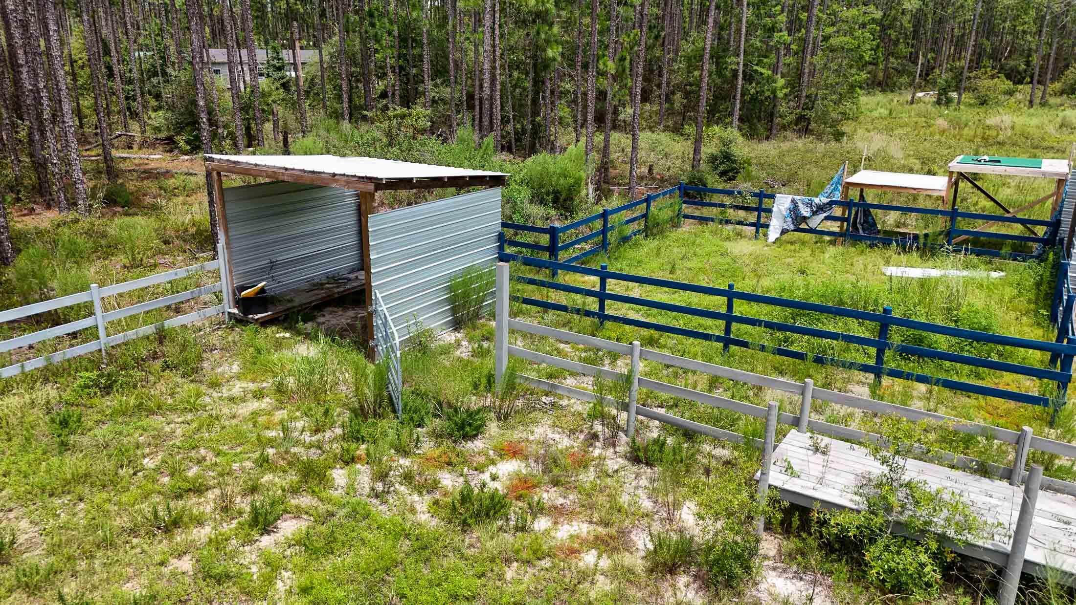 WHITE PINES UNREC - Land