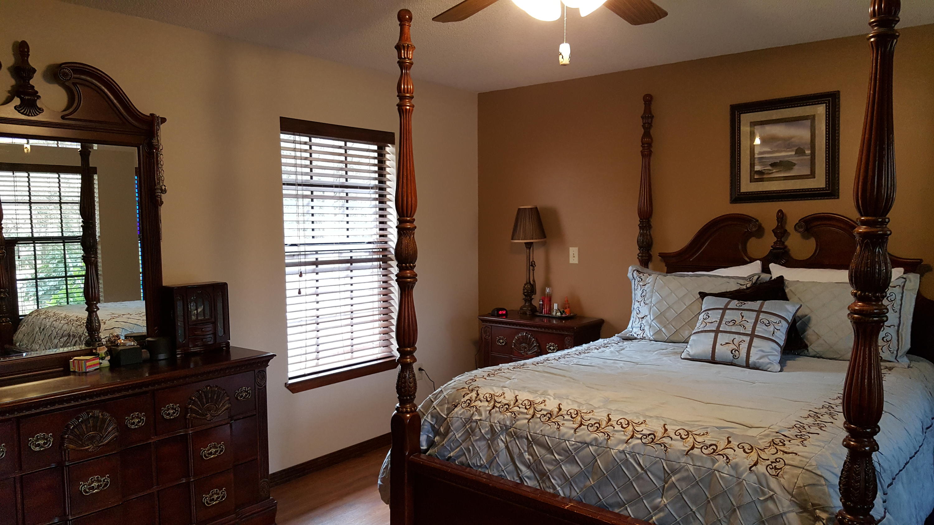 LE CHATEAU - Residential