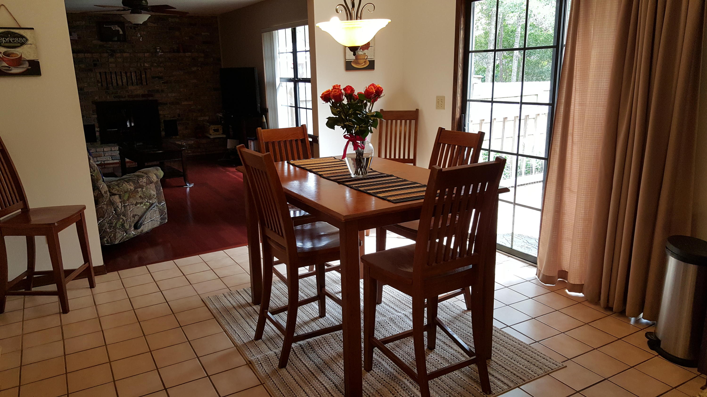 LE CHATEAU - Residential