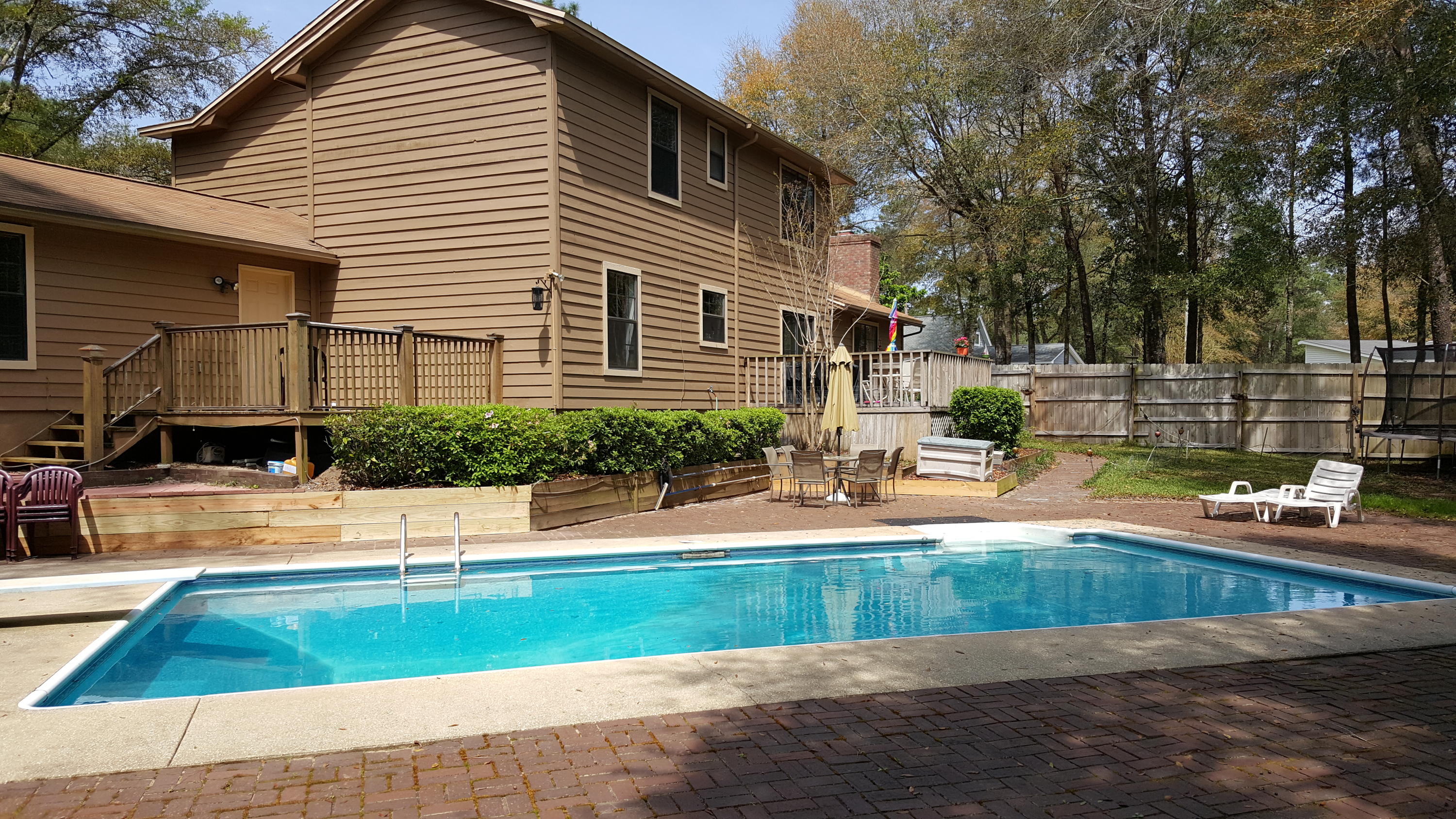 LE CHATEAU - Residential