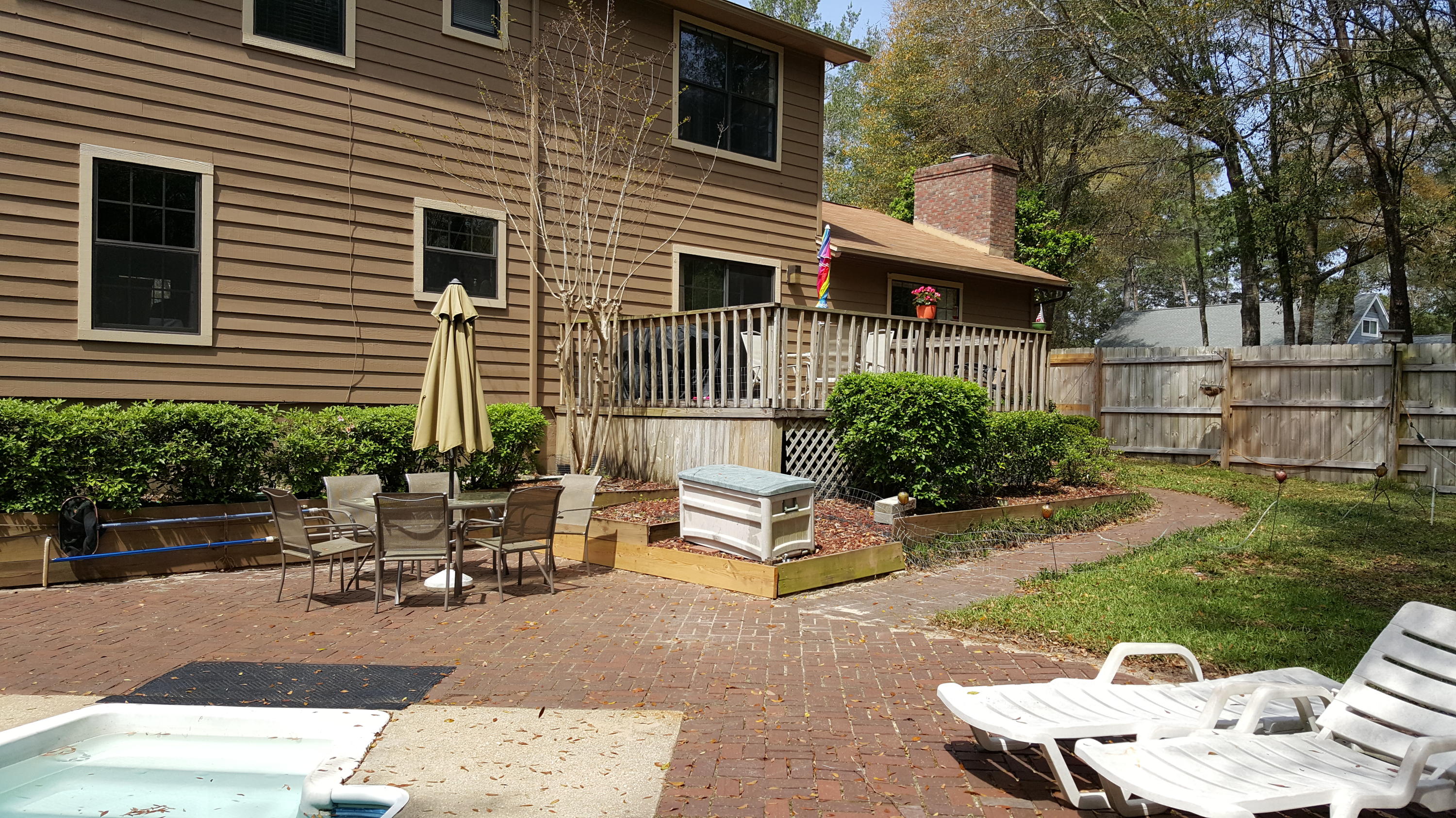 LE CHATEAU - Residential