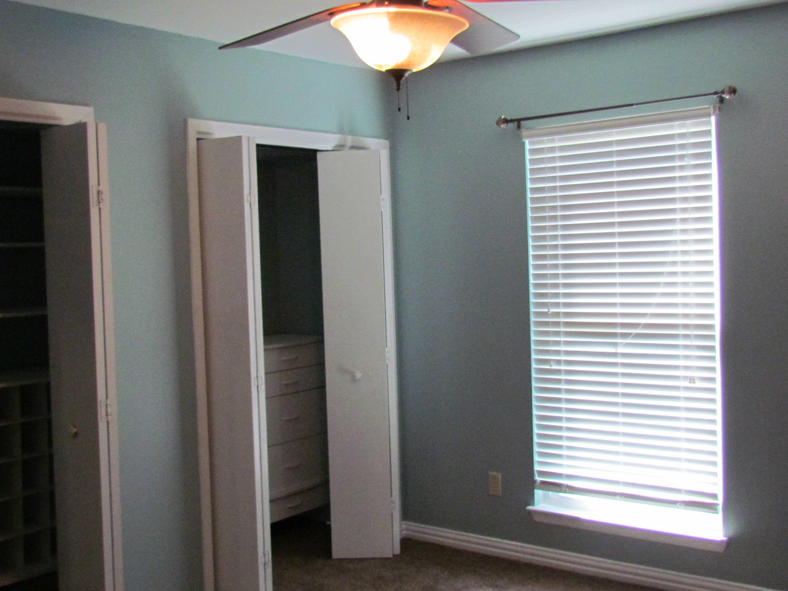 COLLEGE OAKS - Residential Lease