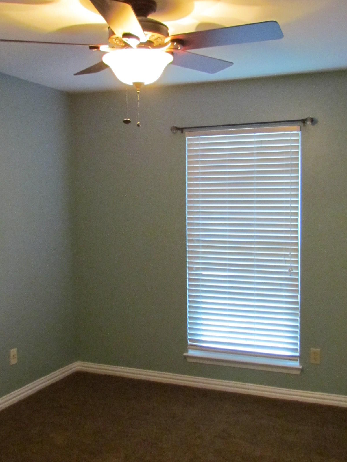 COLLEGE OAKS - Residential Lease