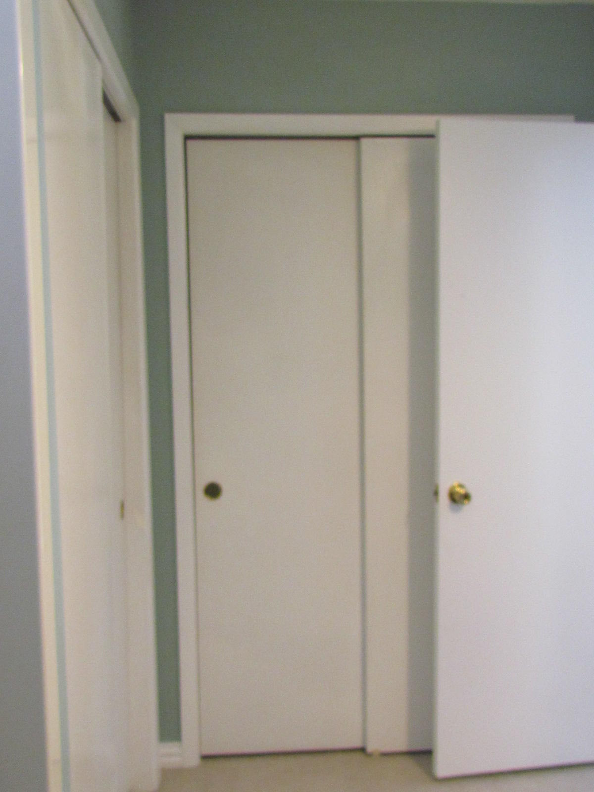 COLLEGE OAKS - Residential Lease