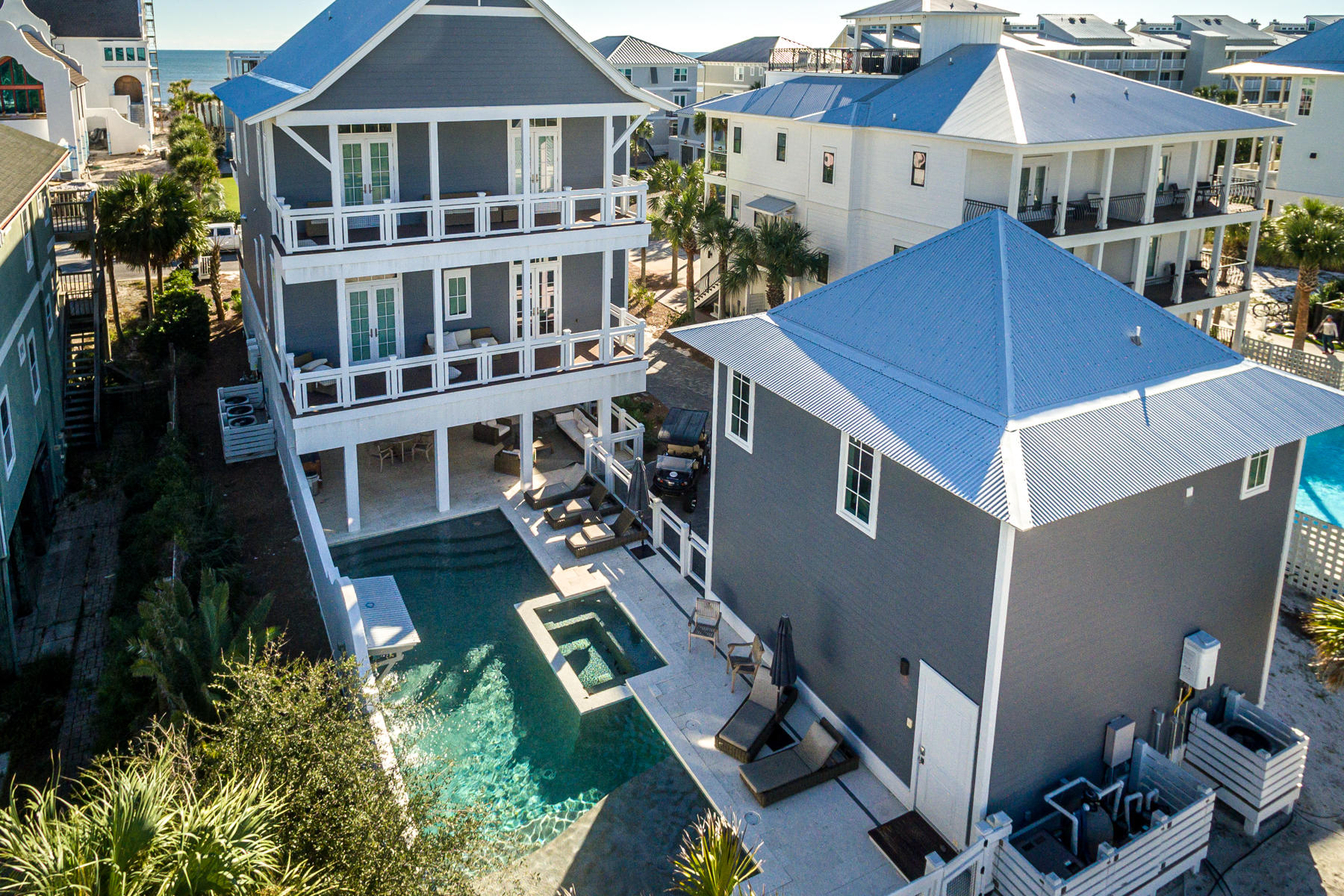 WALK OVER DUNES - Residential