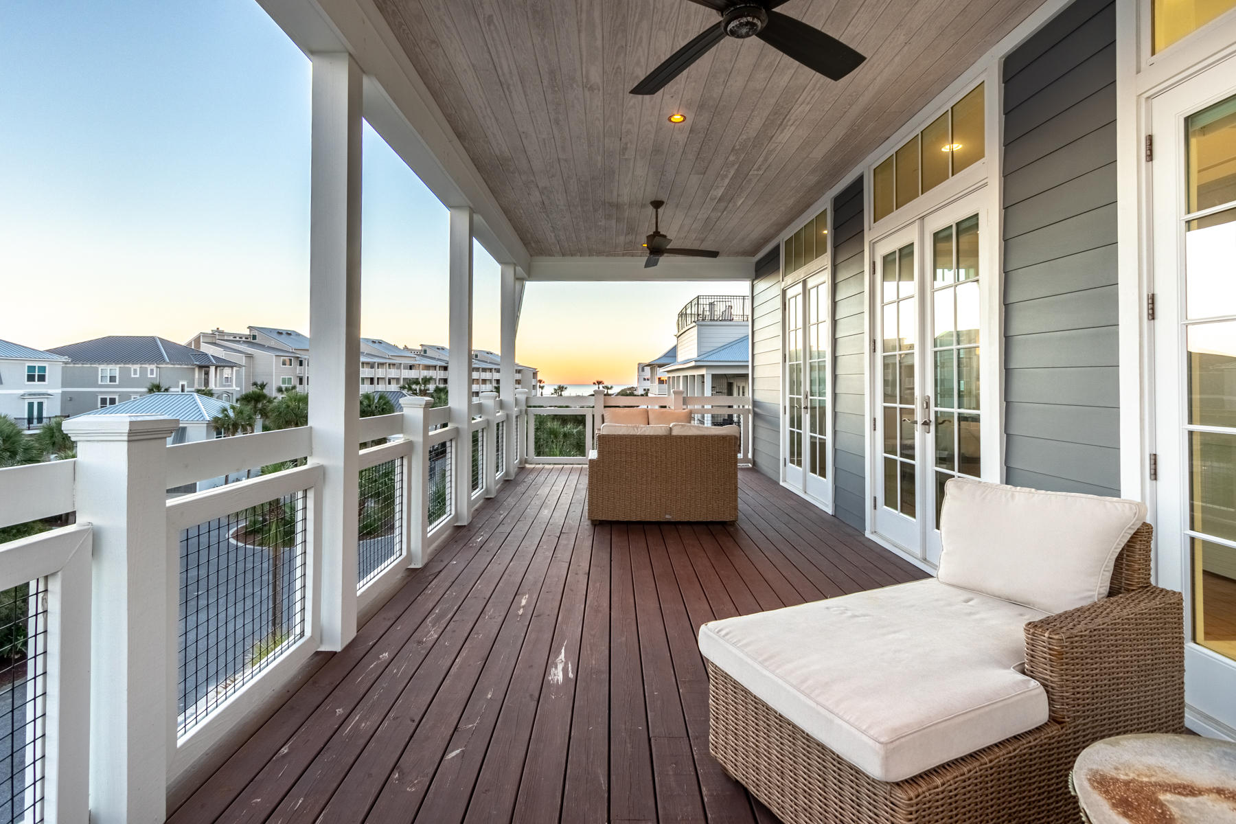 WALK OVER DUNES - Residential