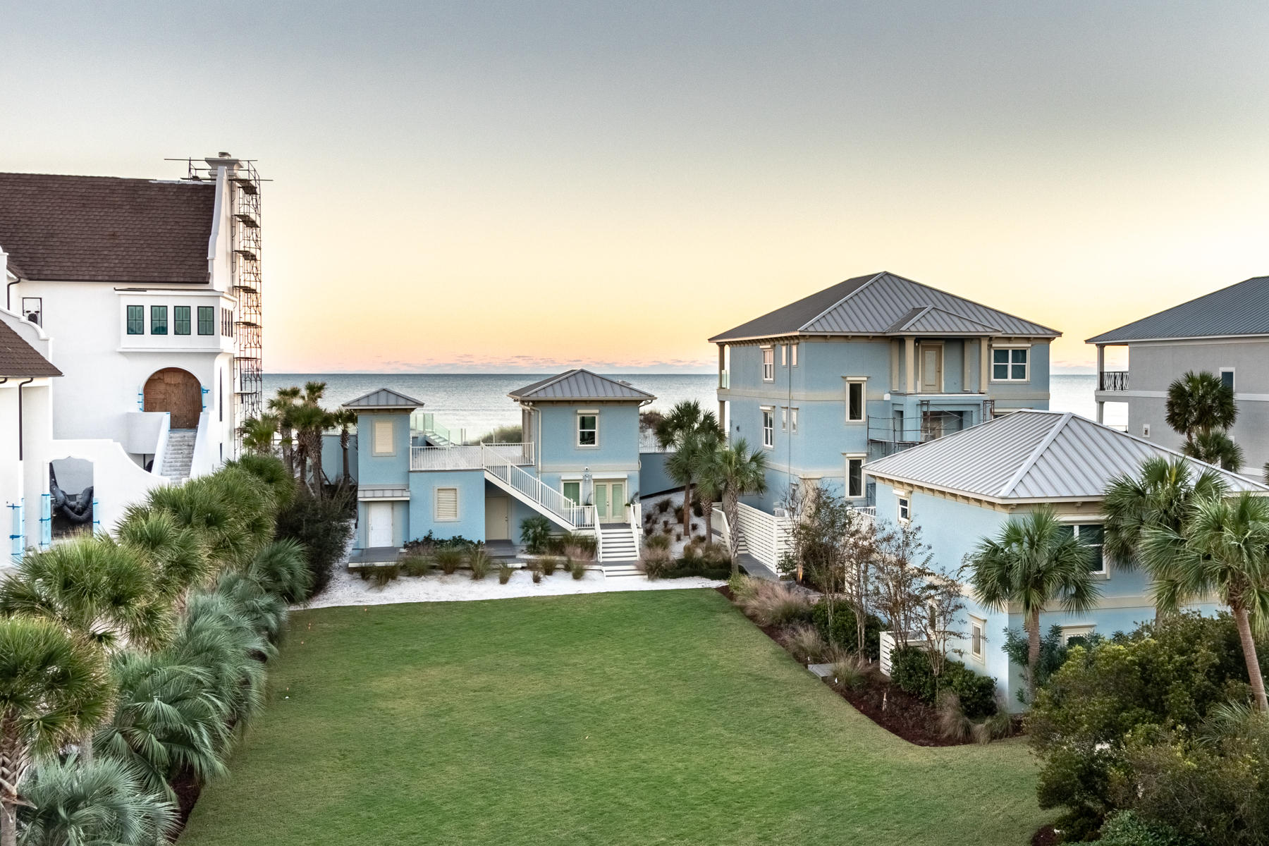 WALK OVER DUNES - Residential