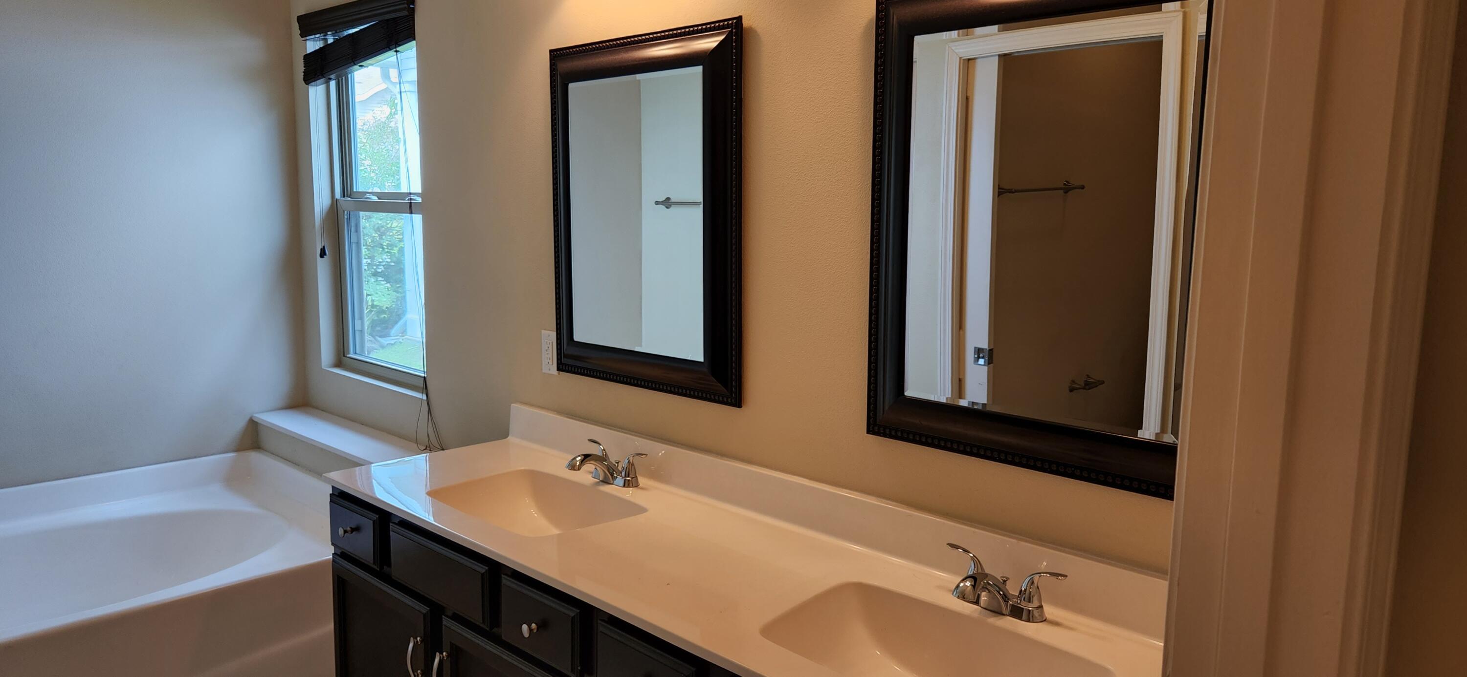 SANDY RIDGE ESTATES - Residential