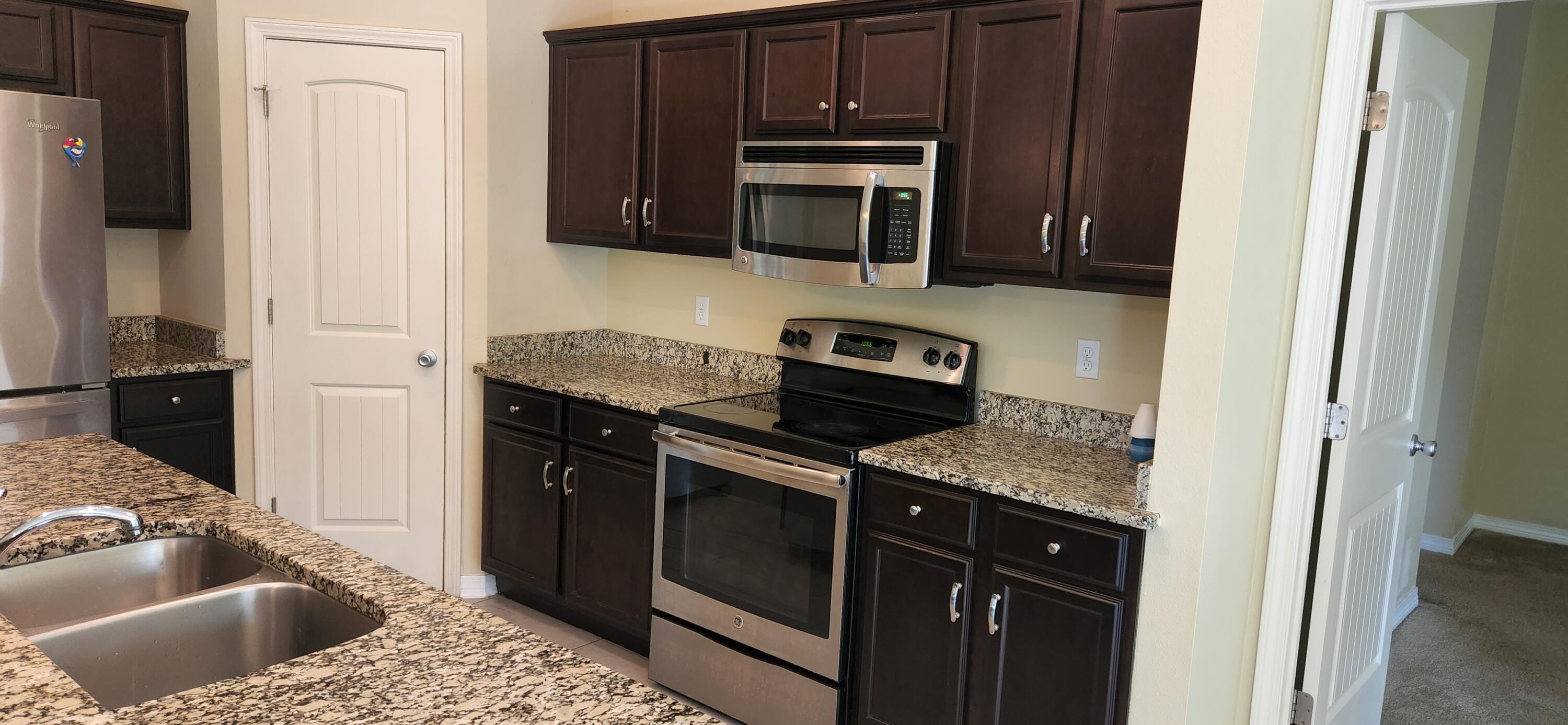 SANDY RIDGE ESTATES - Residential