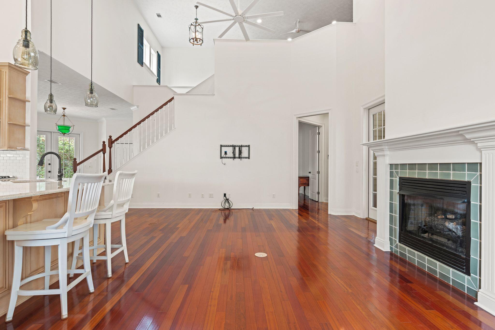 SEABREEZE - Residential