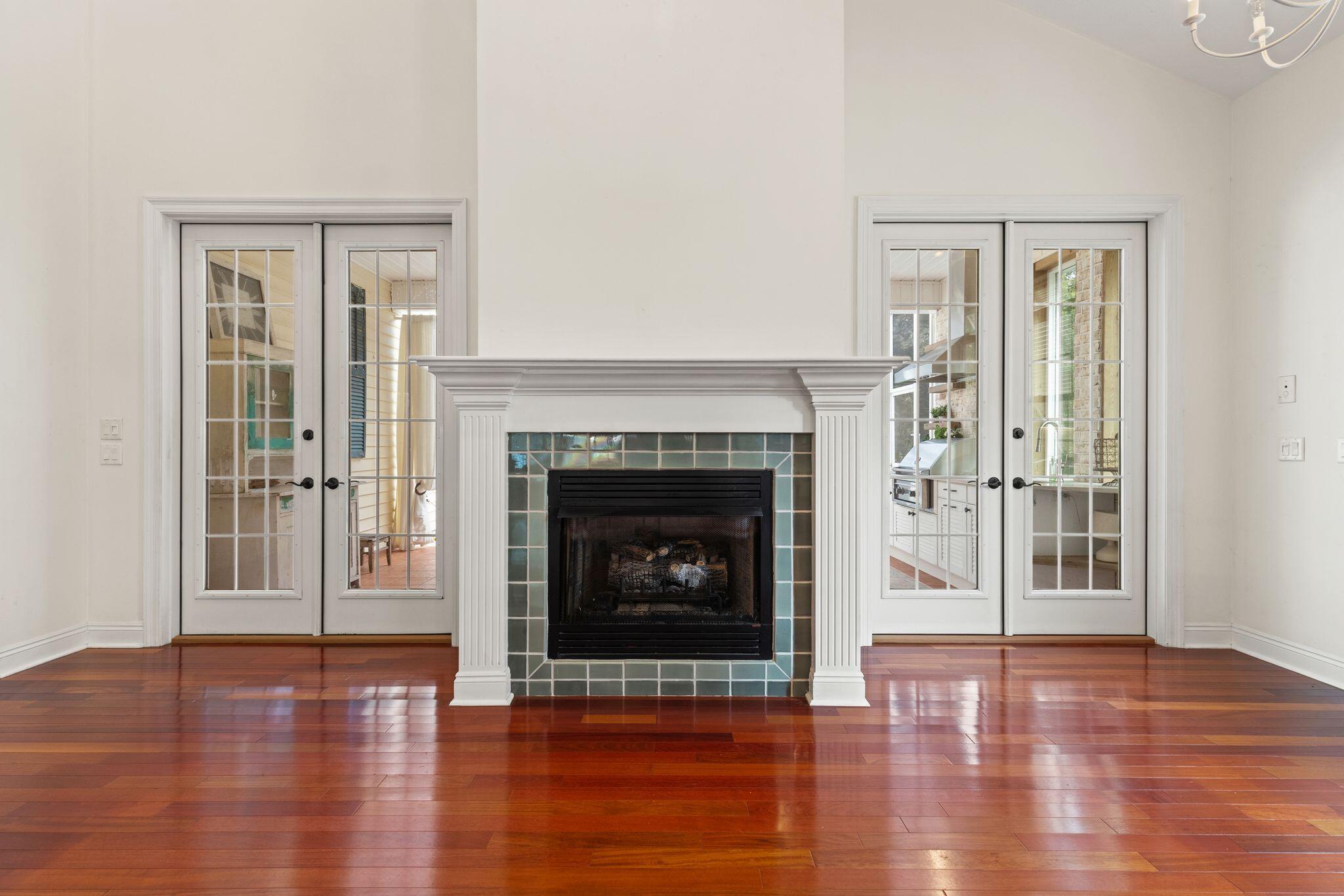 SEABREEZE - Residential