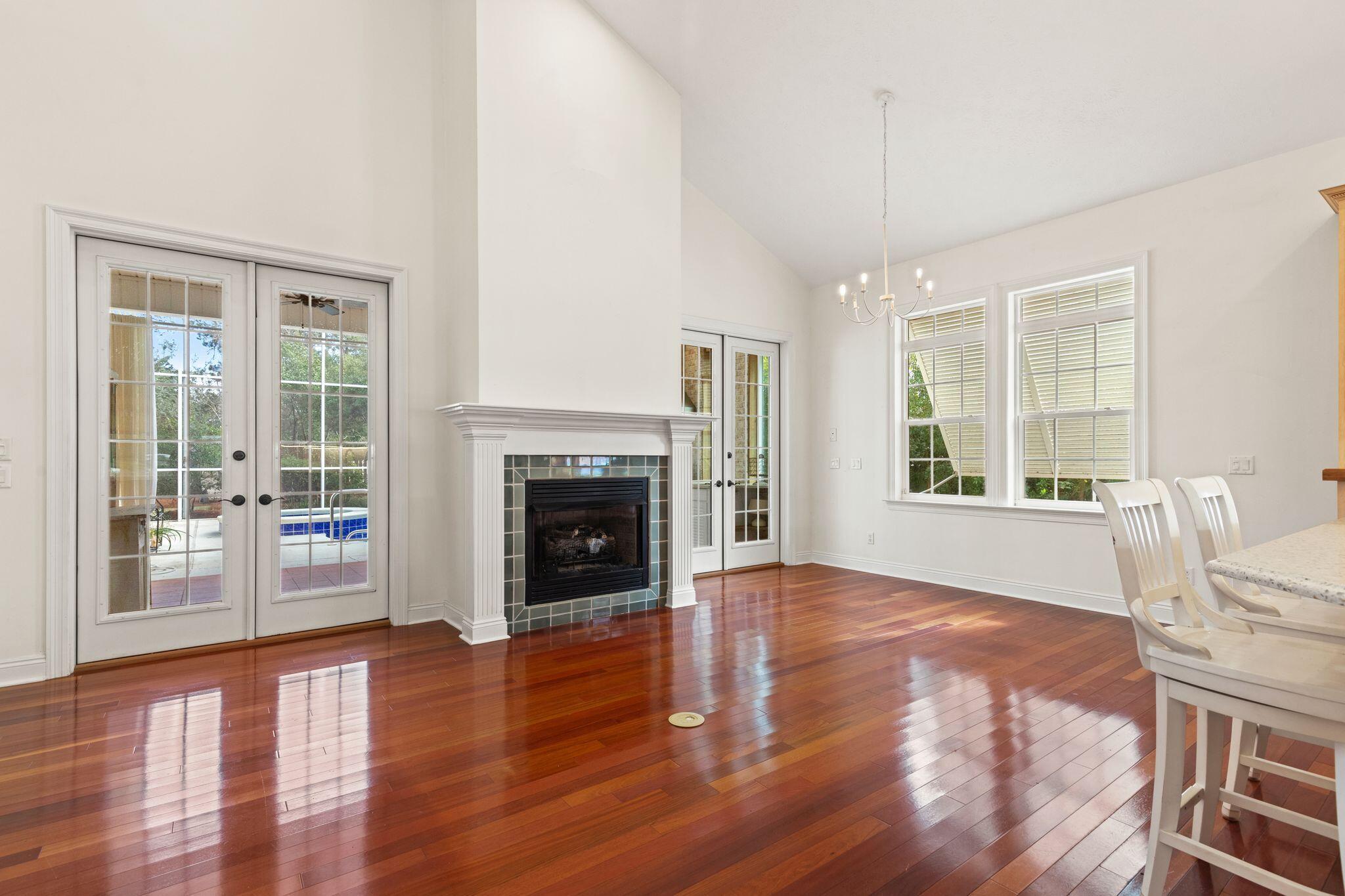 SEABREEZE - Residential