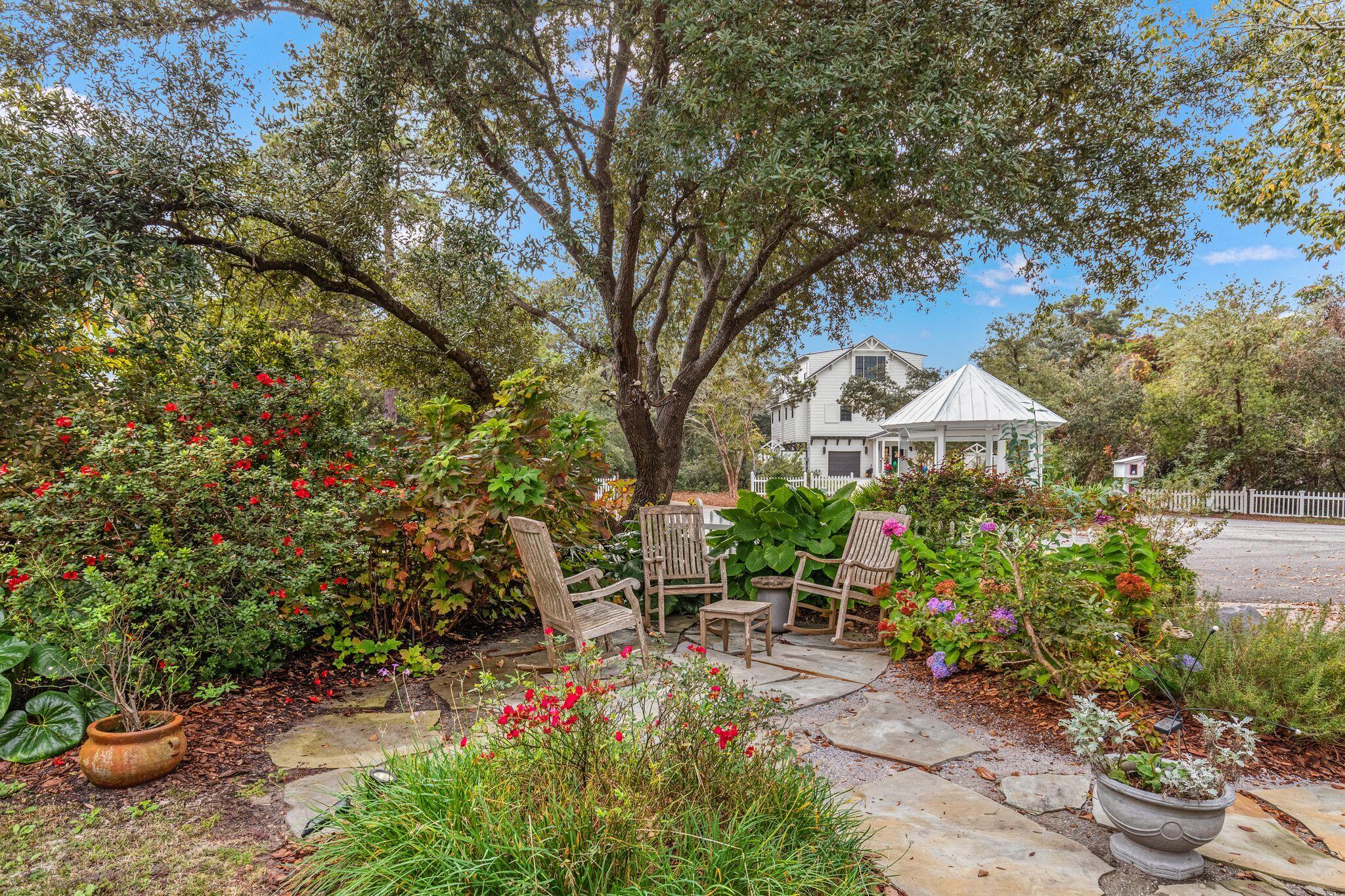 SEABREEZE - Residential