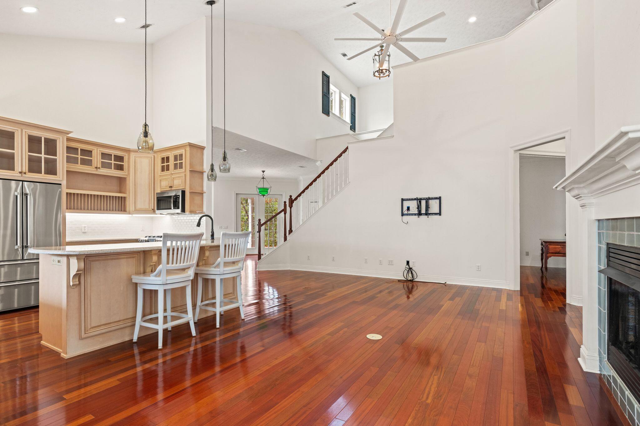 SEABREEZE - Residential