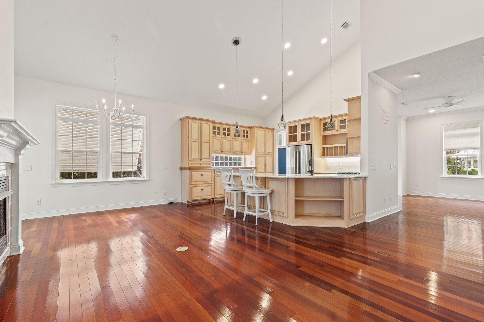 SEABREEZE - Residential