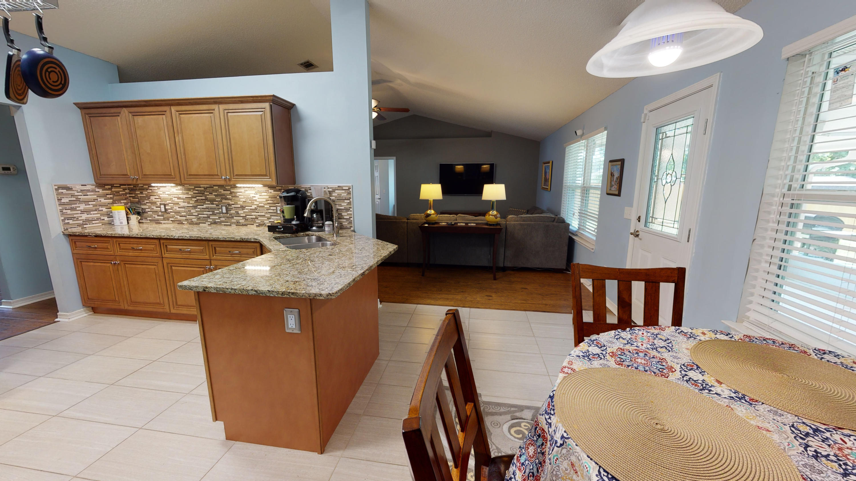 CHEROKEE BEND S/D - Residential