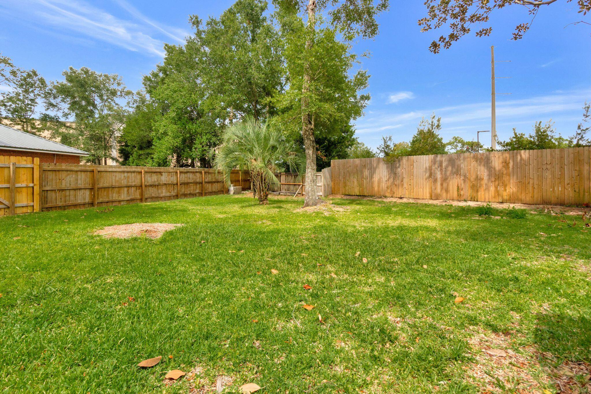 MOSSY OAKS - Residential Lease