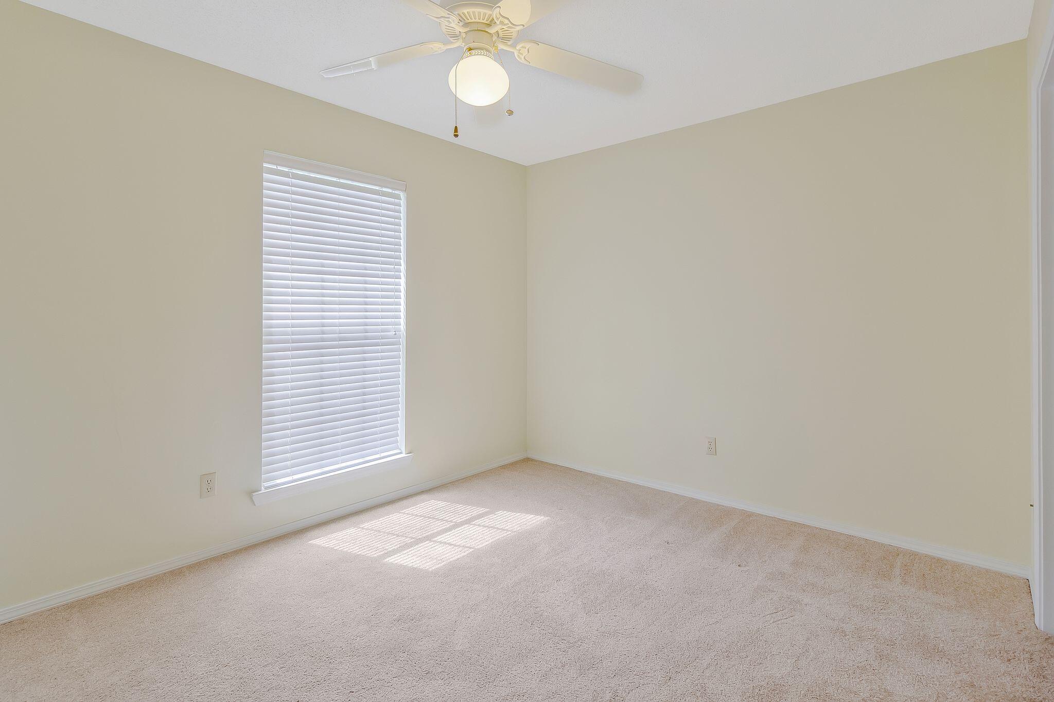 MOSSY OAKS - Residential Lease