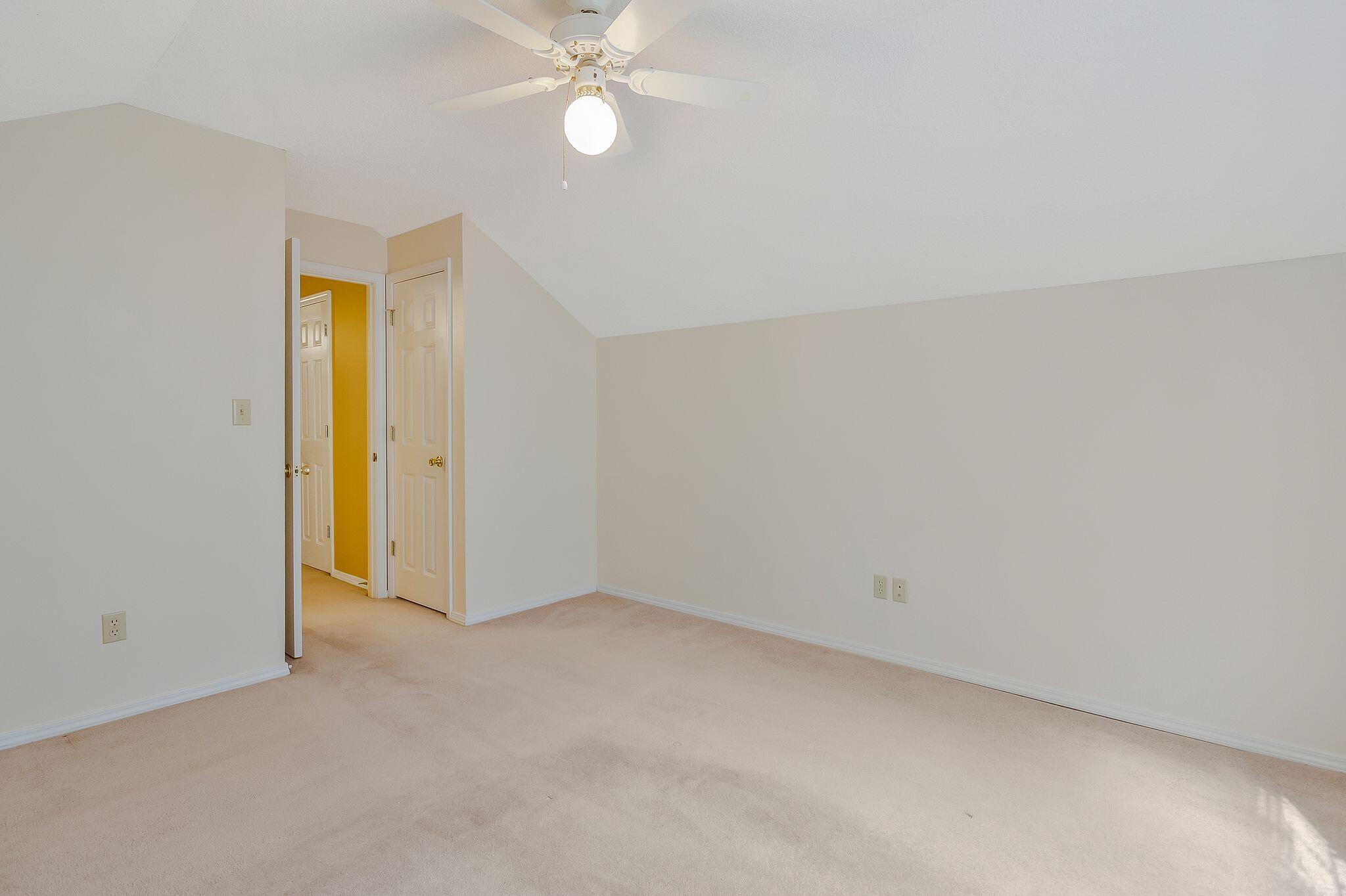 MOSSY OAKS - Residential Lease