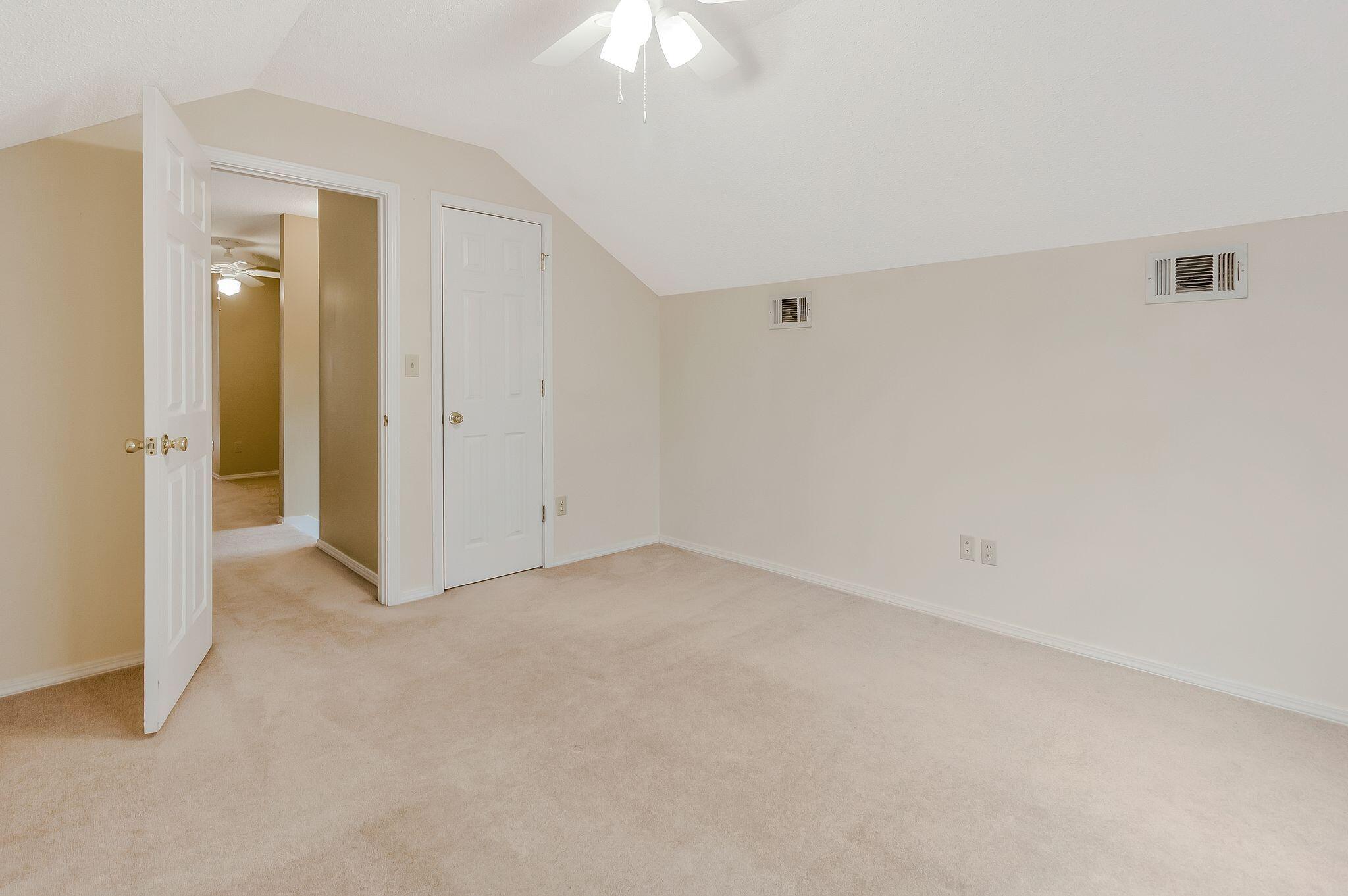 MOSSY OAKS - Residential Lease