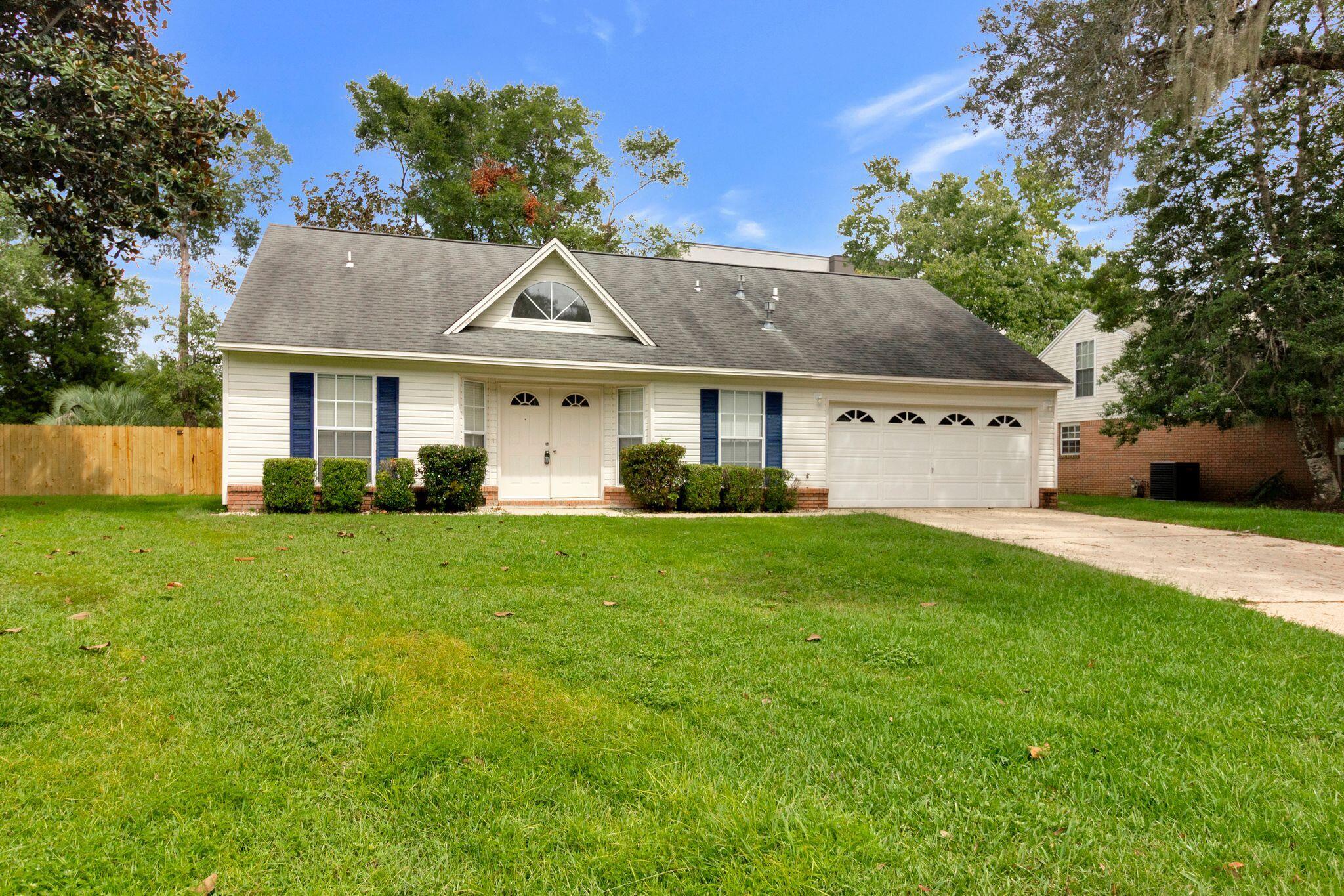 MOSSY OAKS - Residential Lease