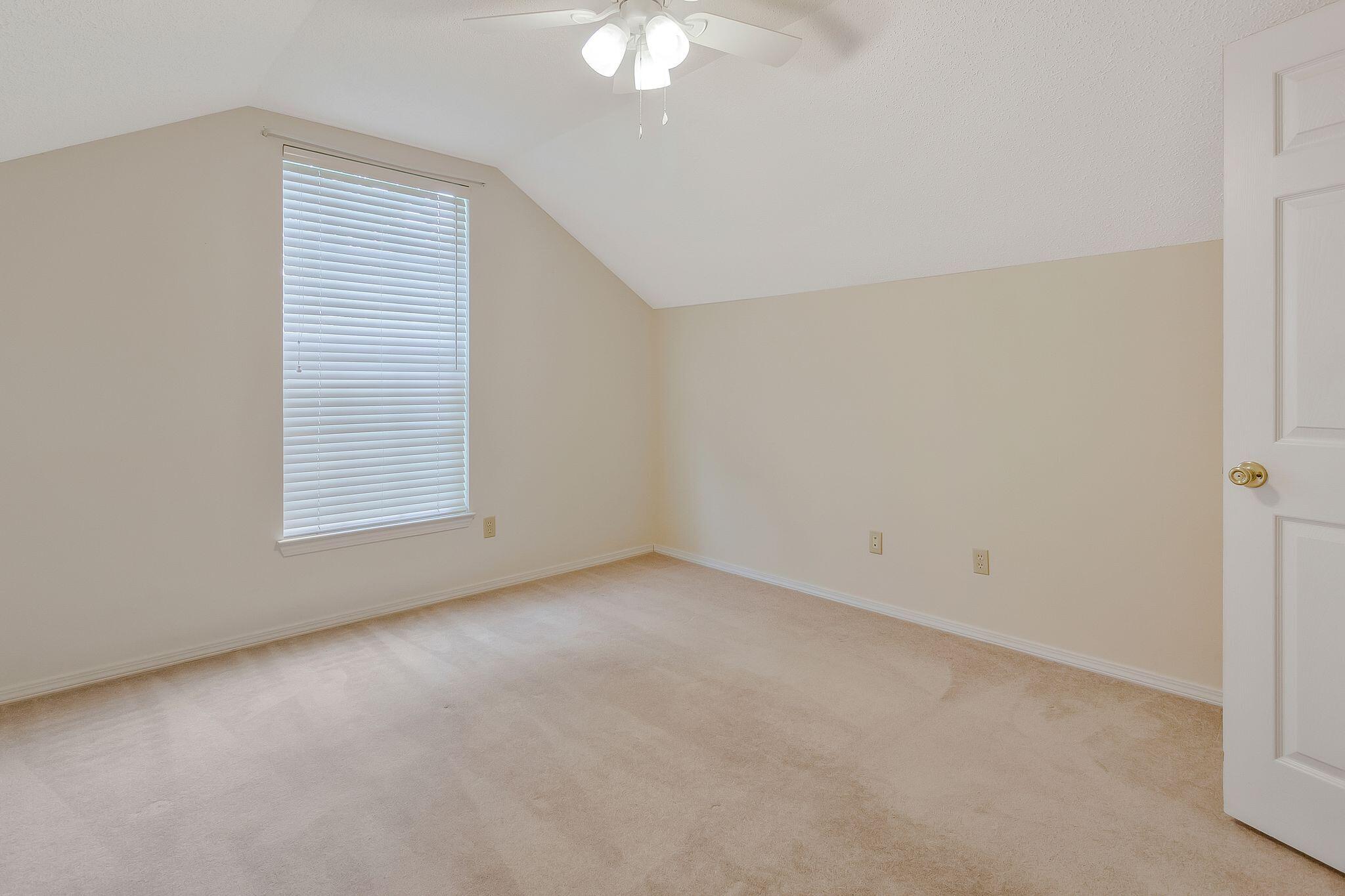 MOSSY OAKS - Residential Lease