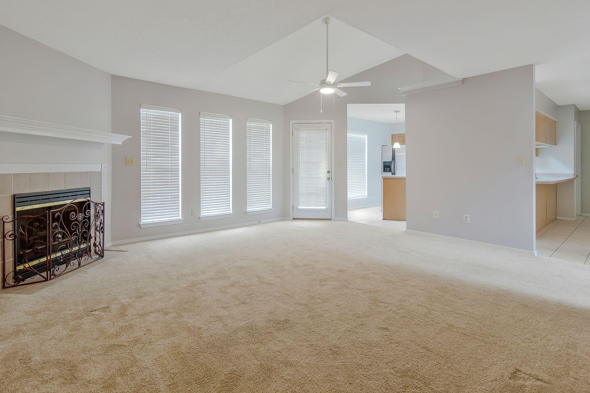 MOSSY OAKS - Residential Lease