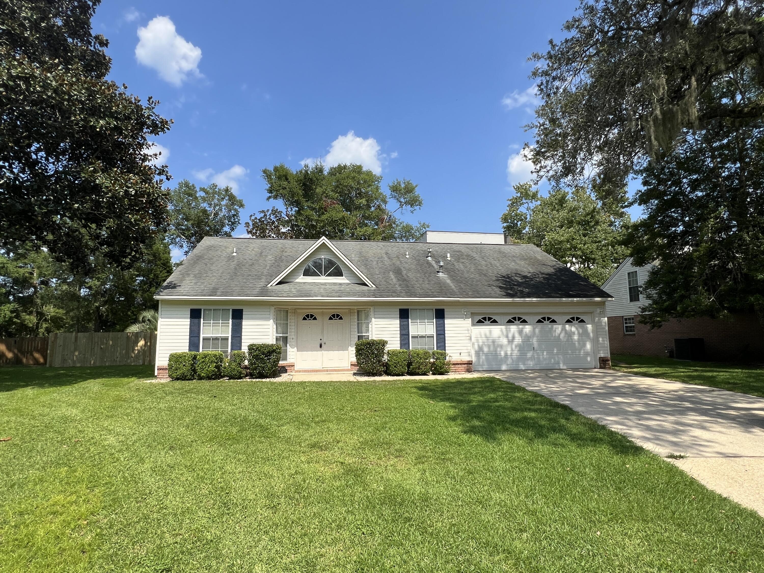 MOSSY OAKS - Residential Lease