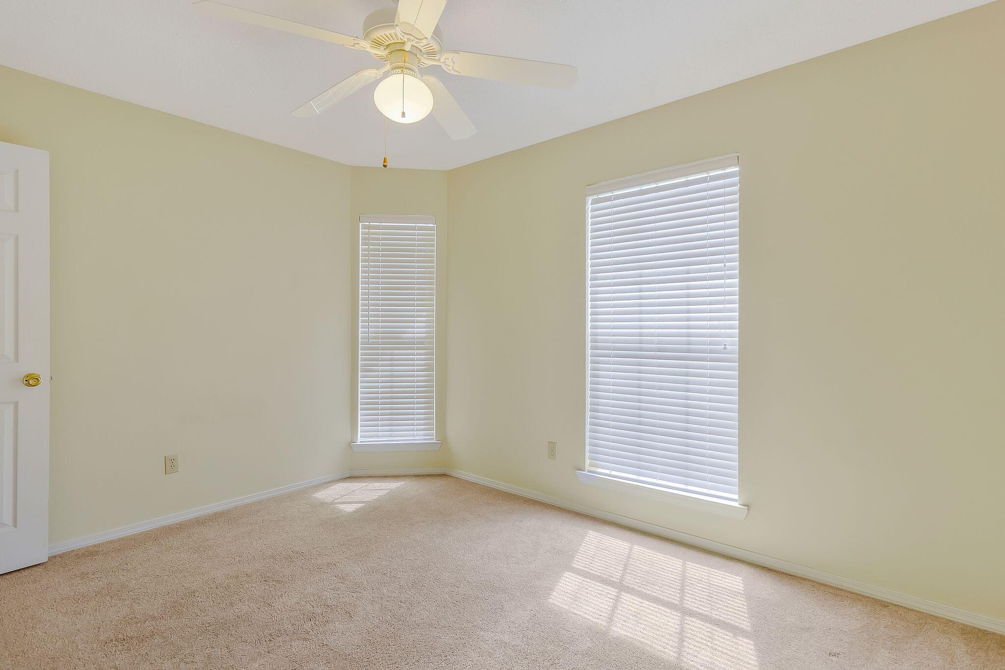 MOSSY OAKS - Residential Lease