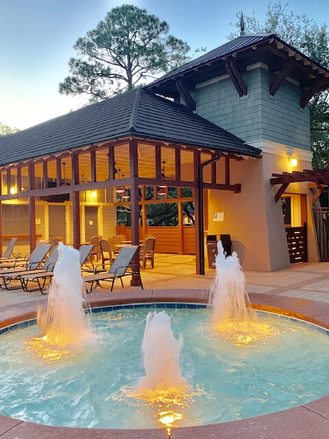 WILD HERON - Residential