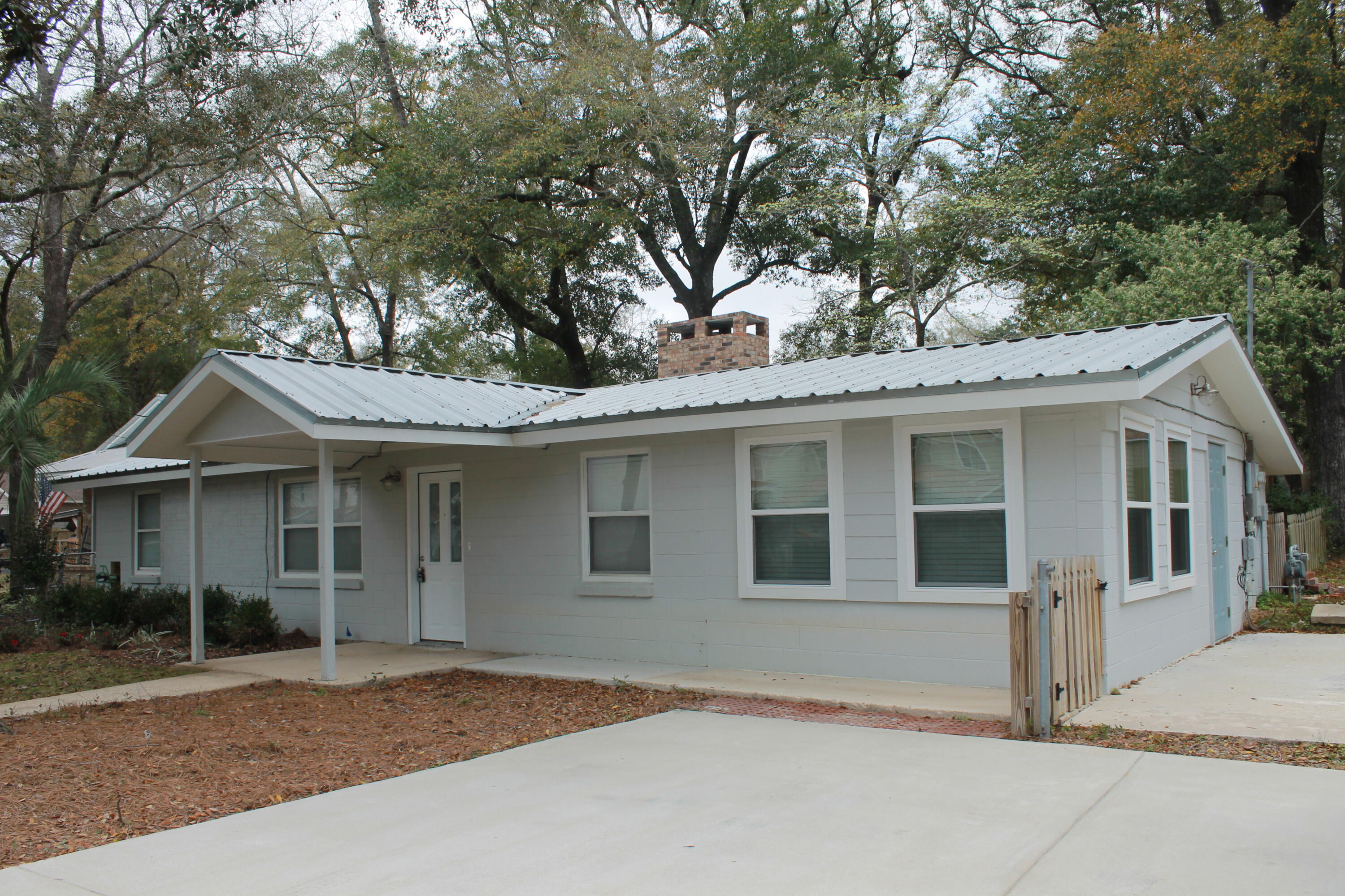 BENTON S/D - Residential