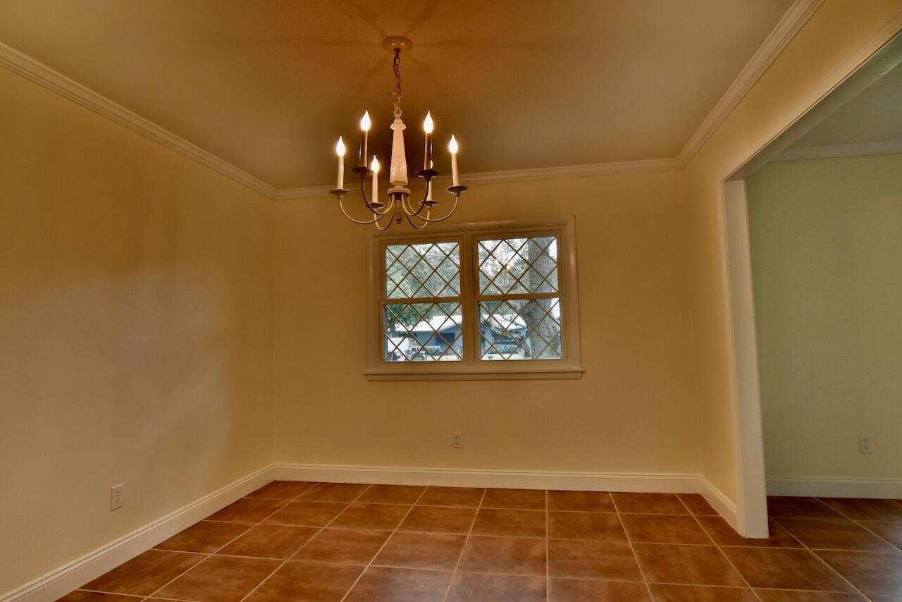 LAKE LORRAINE ESTATES - Residential Lease