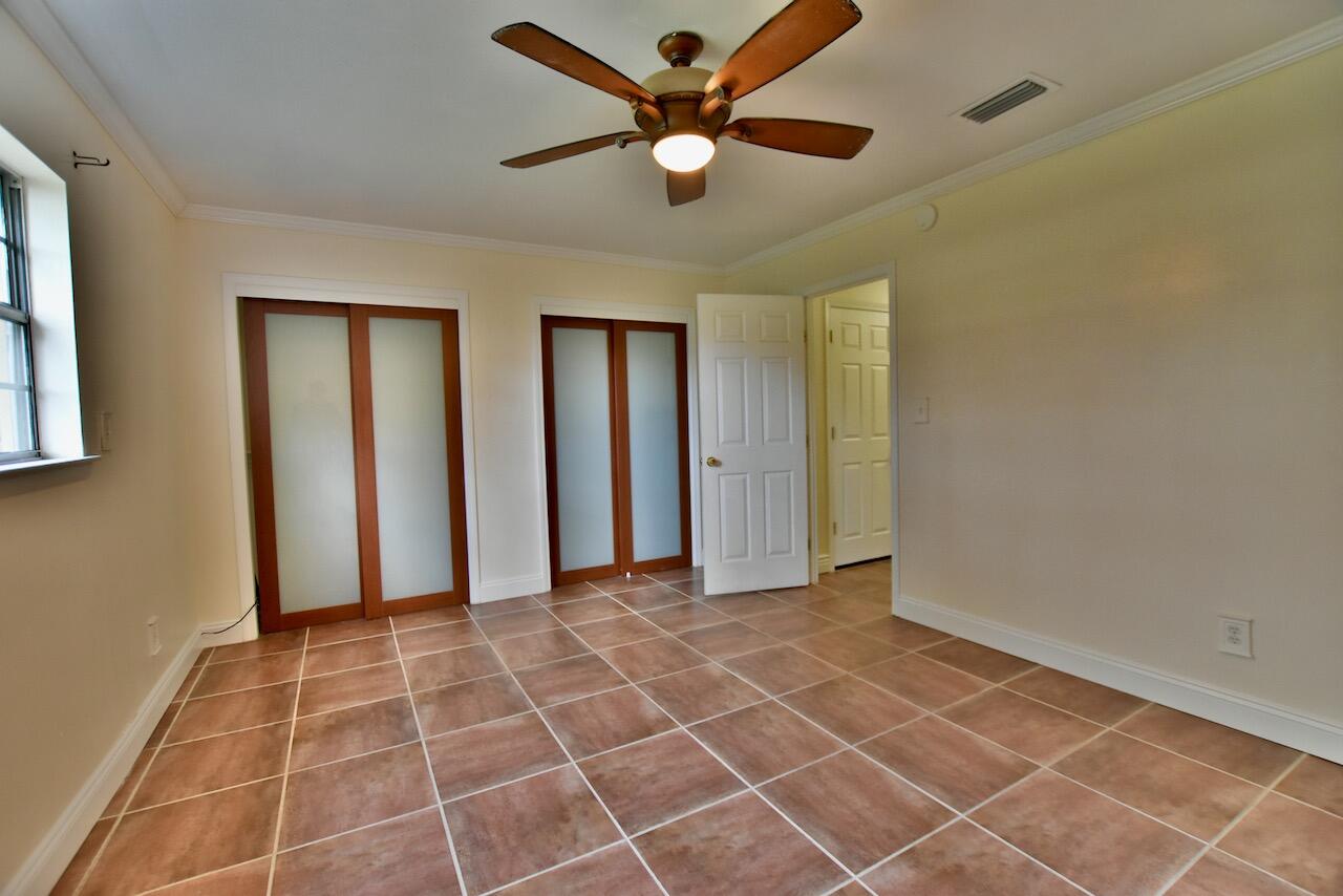 LAKE LORRAINE ESTATES - Residential Lease