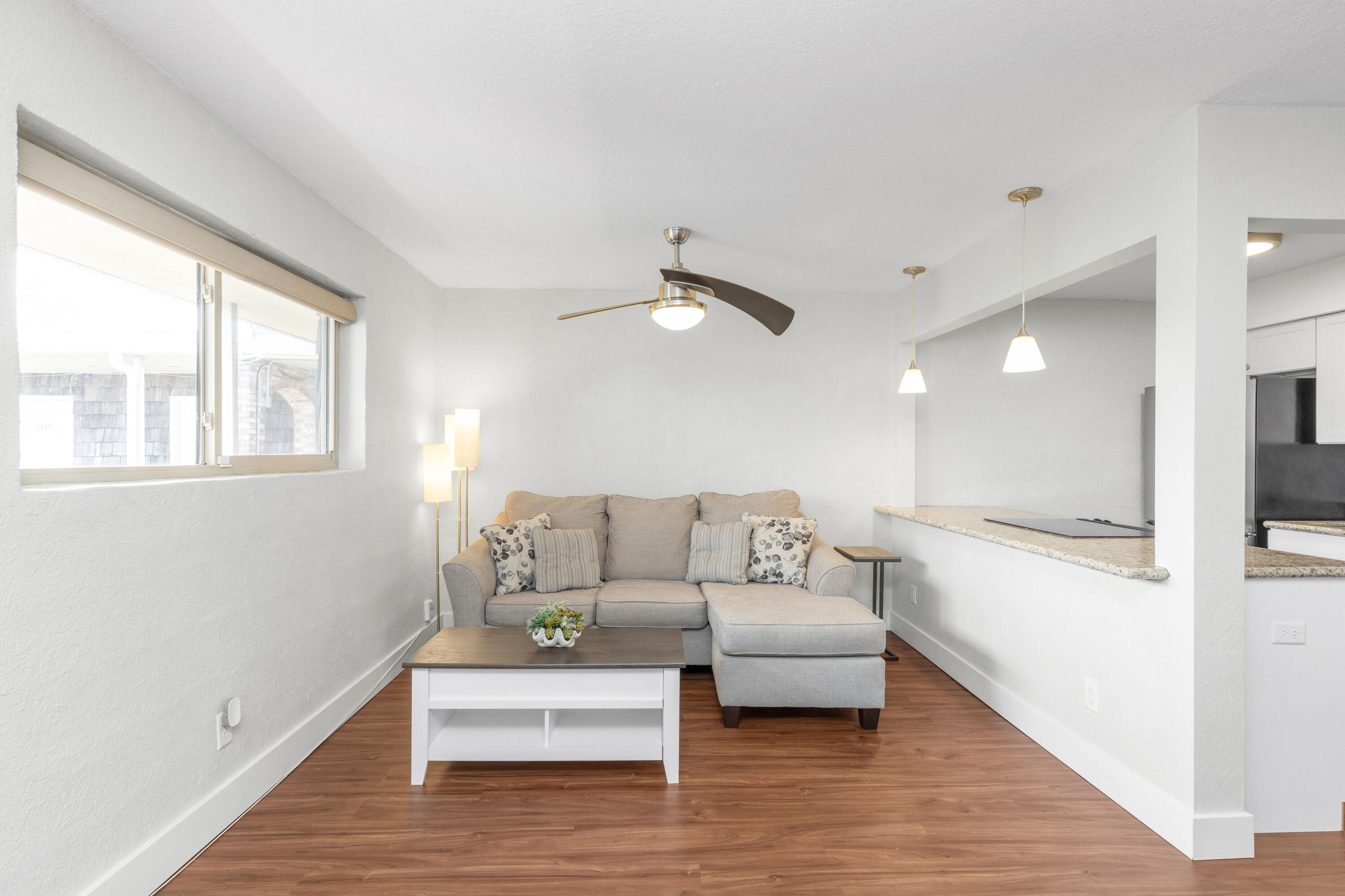 PENSACOLA RICHELIEU CONDO THE - Residential